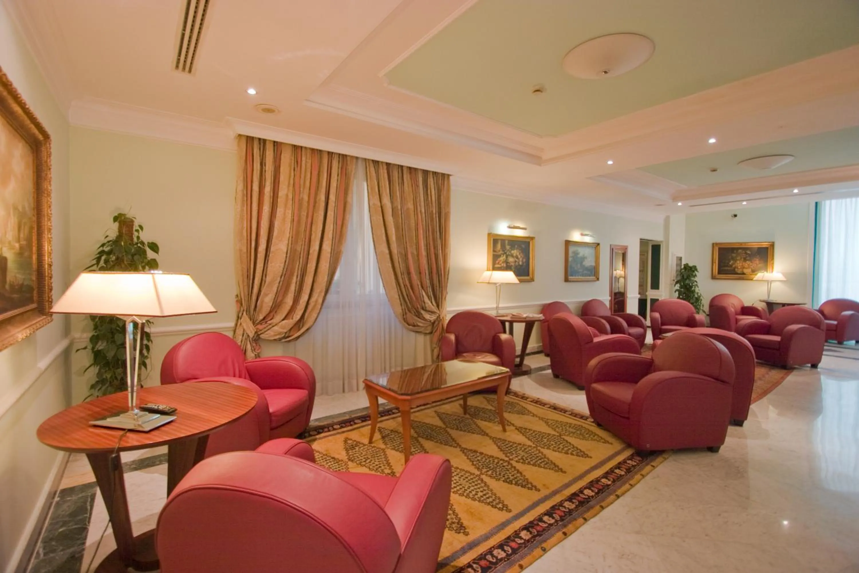 Lounge or bar in Ateneo Garden Palace