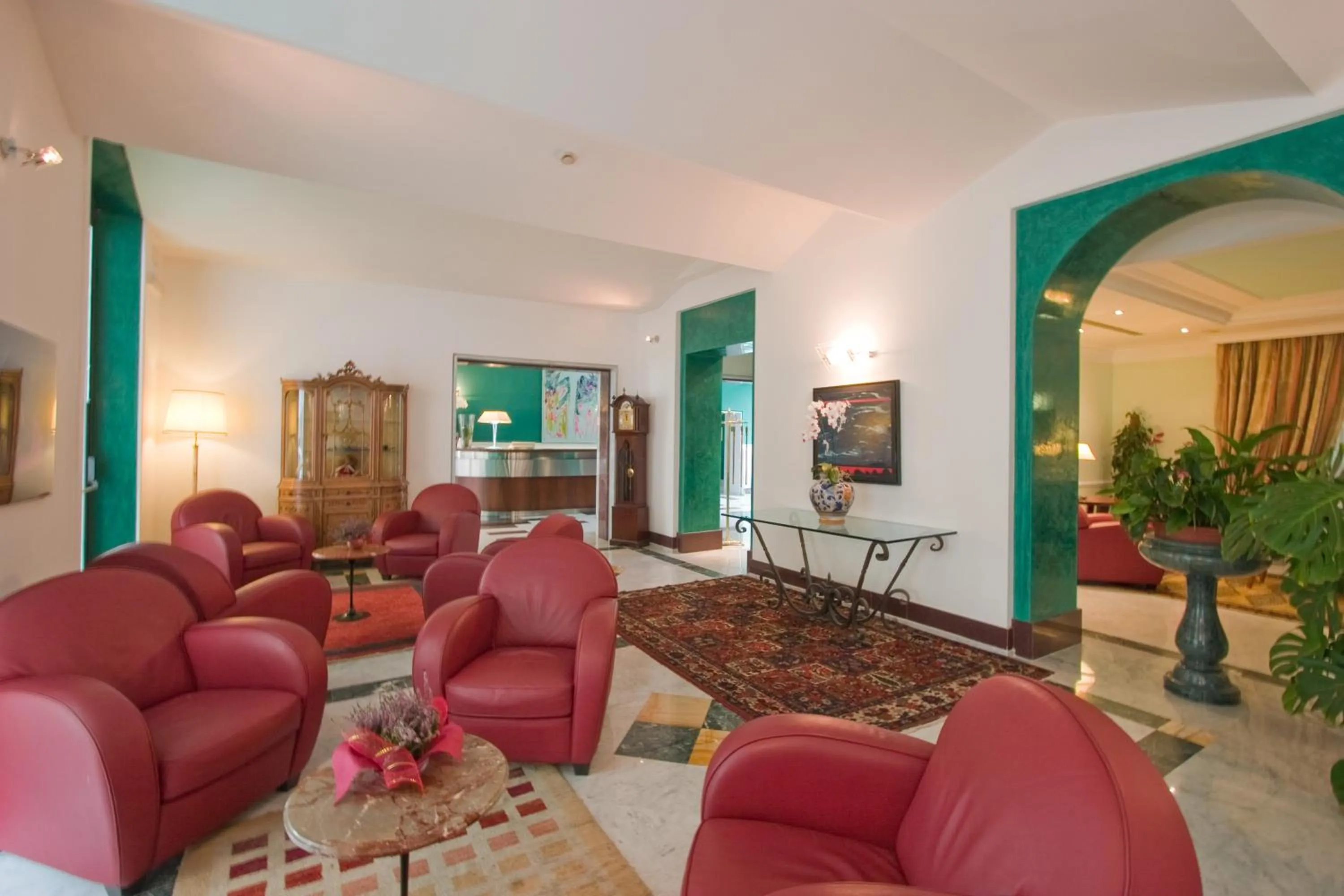 Lounge or bar in Ateneo Garden Palace