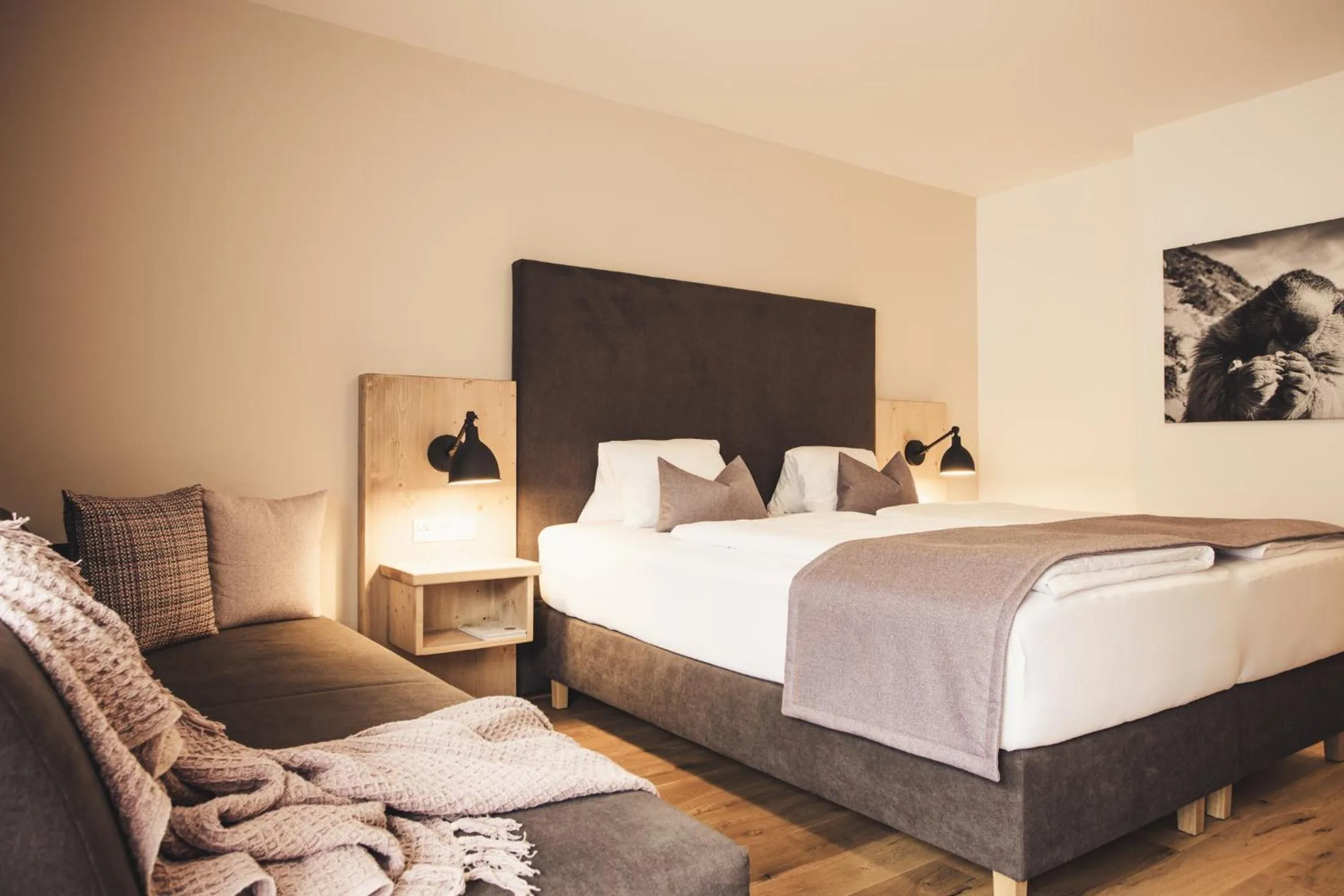 Photo of the whole room, Bed in Hotel Johanna mitten im Ötztal