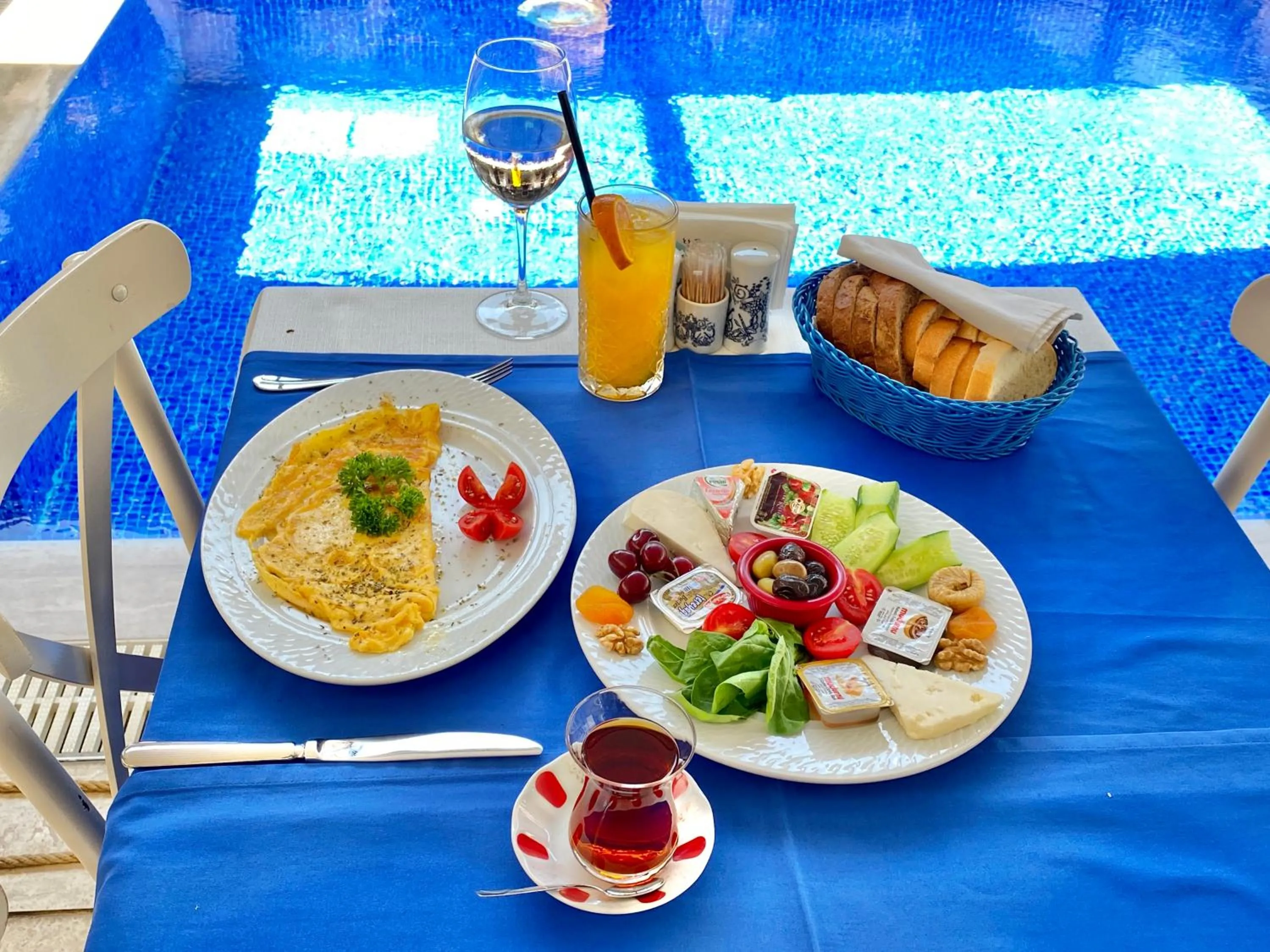 Breakfast in Kervan Hotel