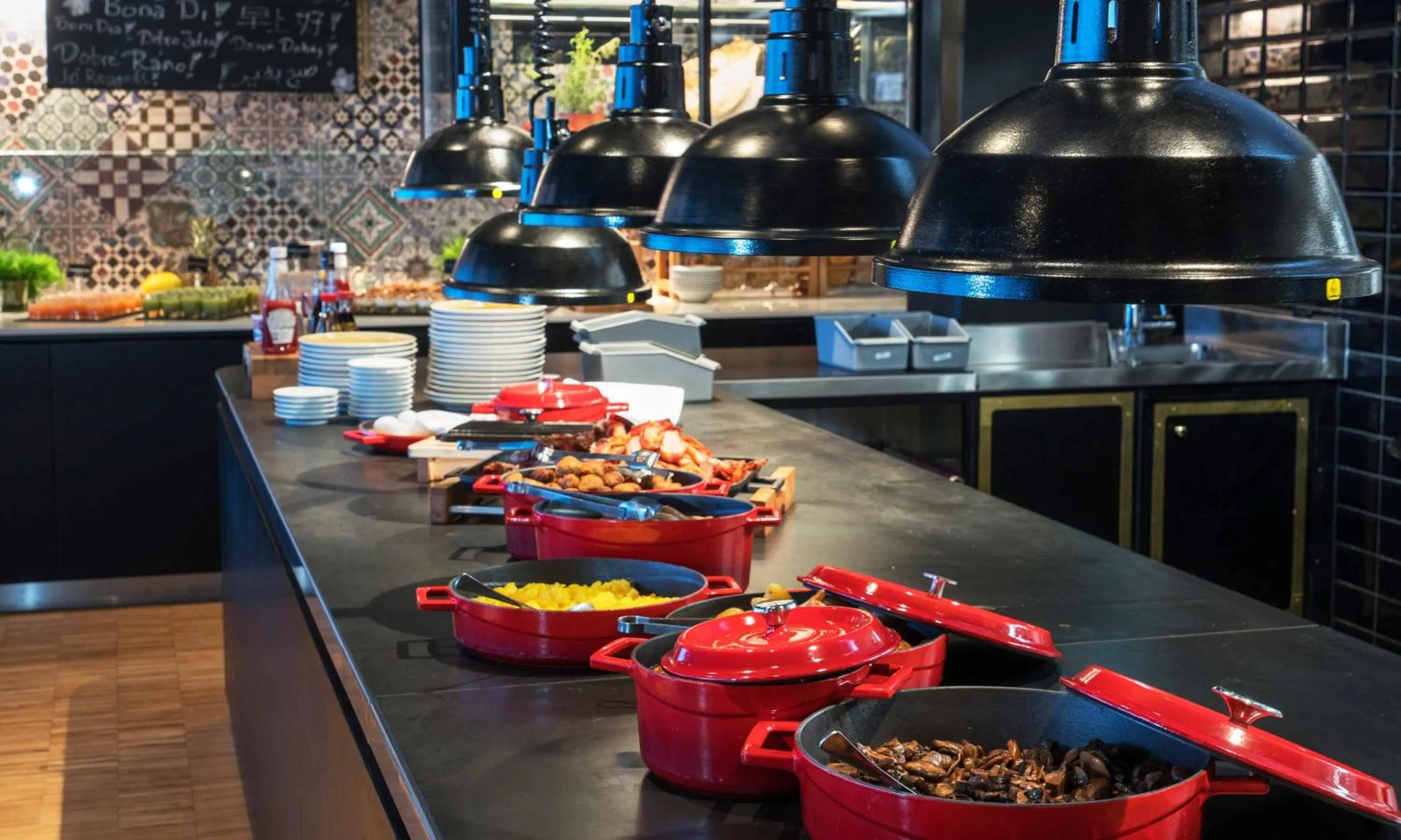 Buffet breakfast in Thon Hotel Kirkenes