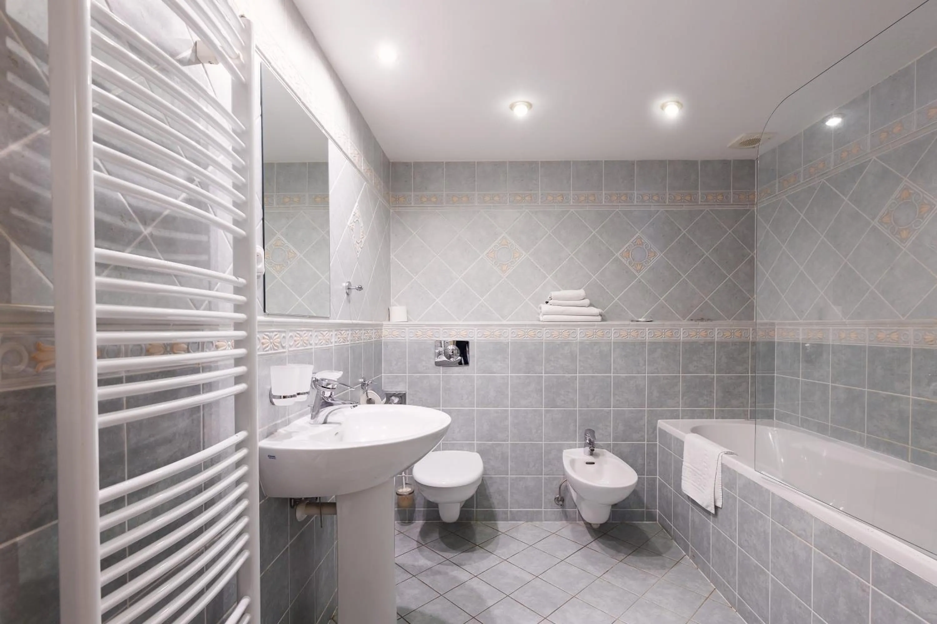 Shower in Hotel Maltezský Kříž