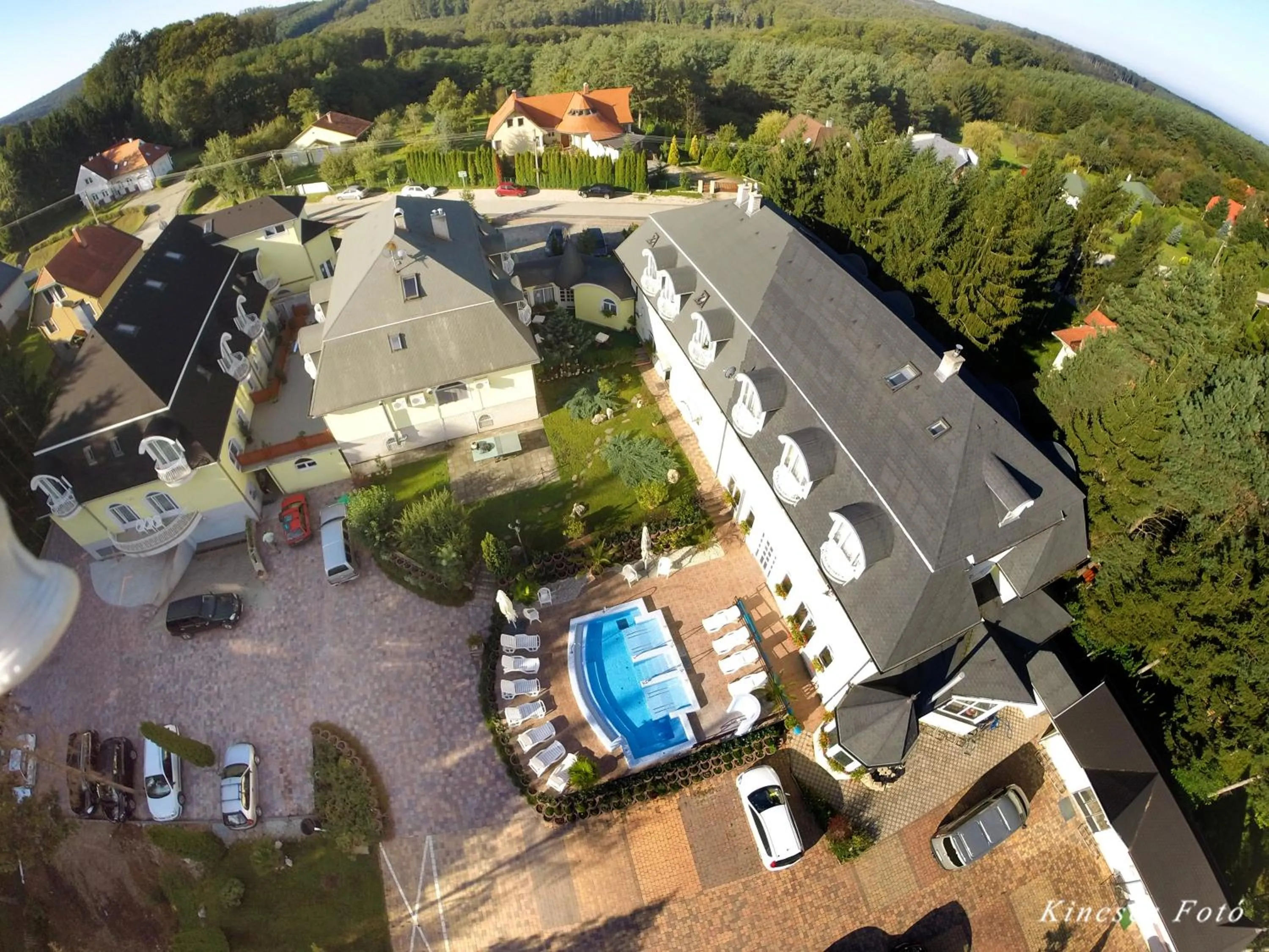 Bird's eye view in Gosztola Gyöngye-az erdő szállodája