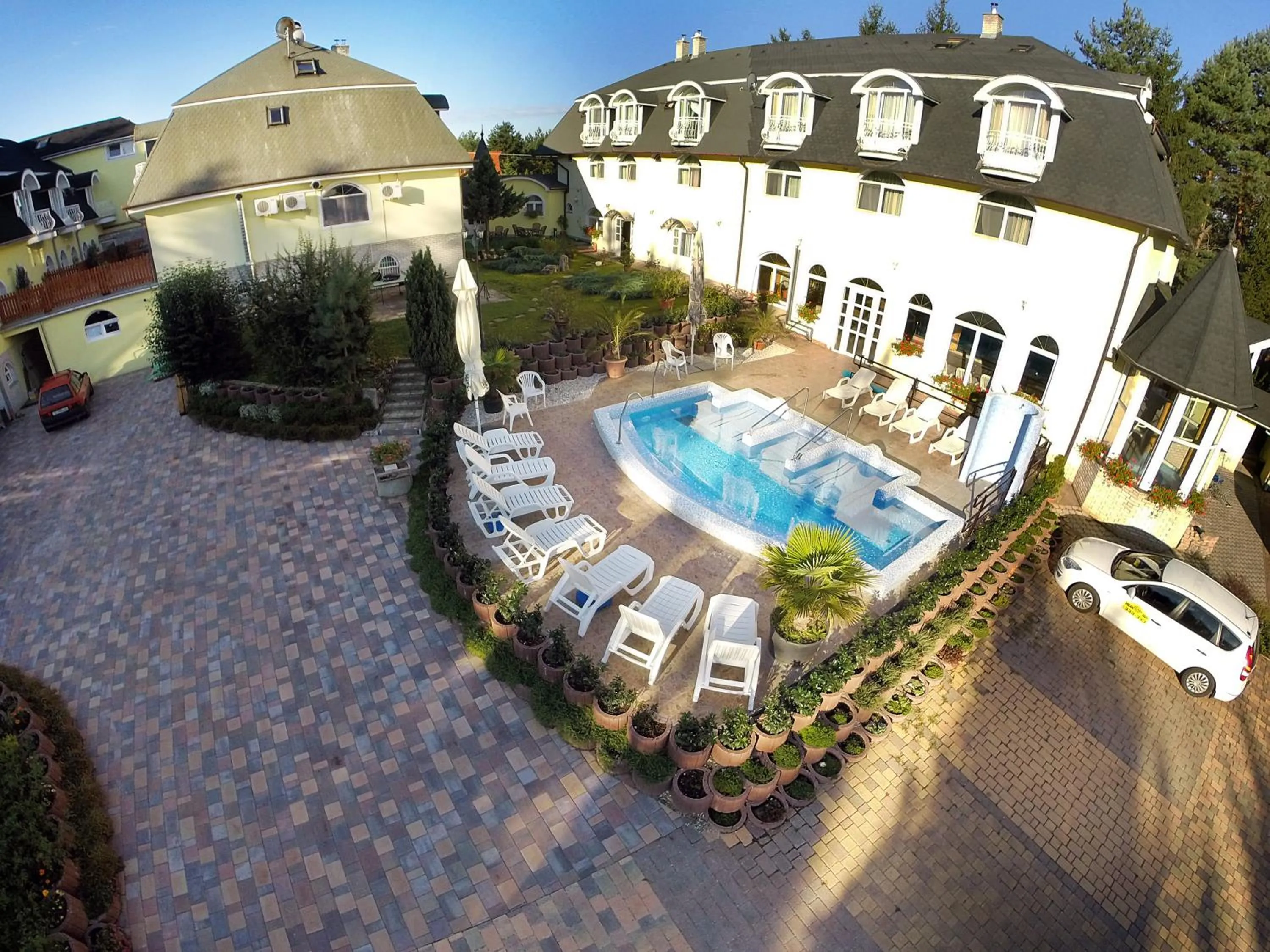 Bird's eye view in Gosztola Gyöngye-az erdő szállodája