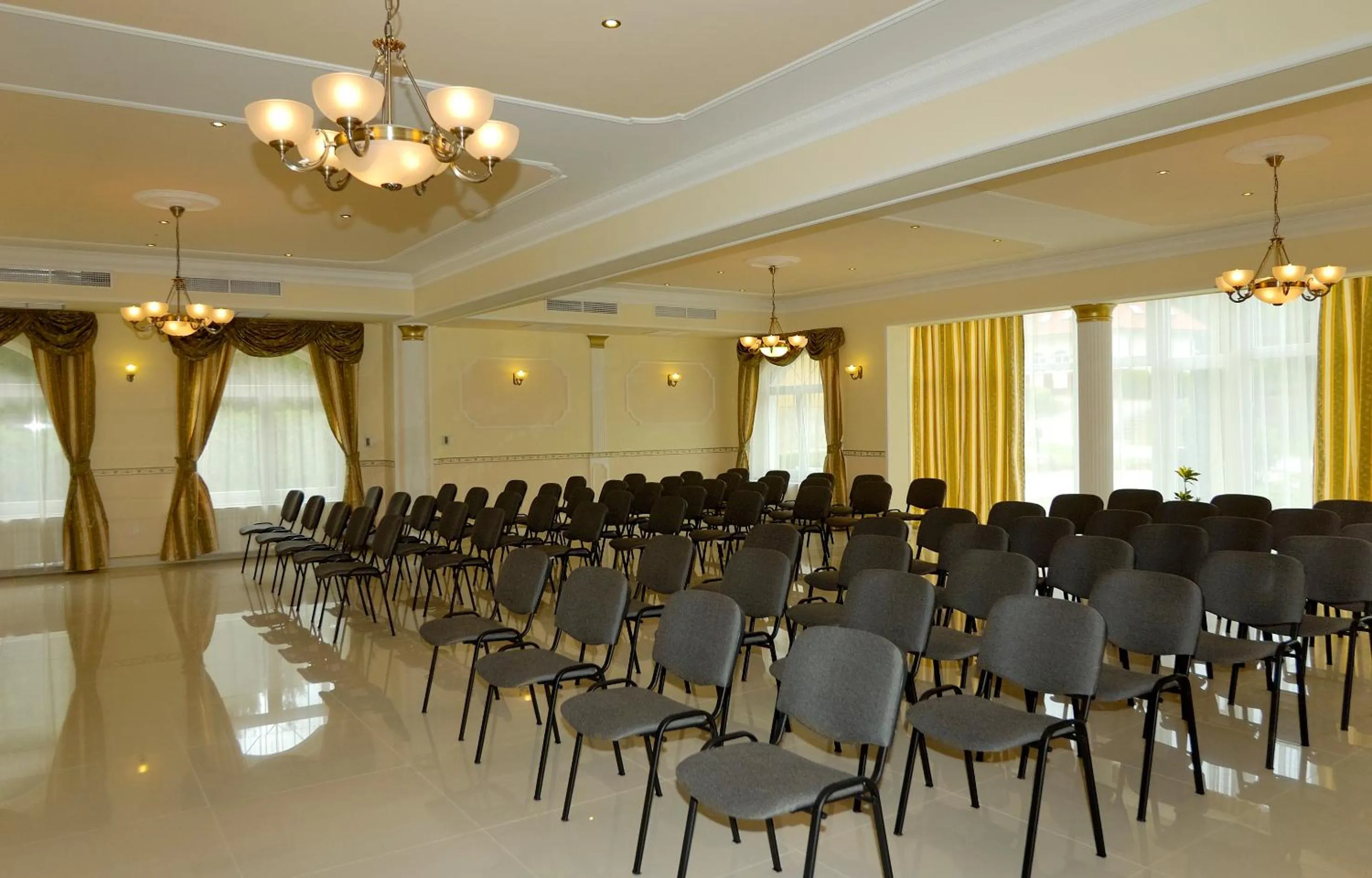 Banquet/Function facilities in Gosztola Gyöngye-az erdő szállodája