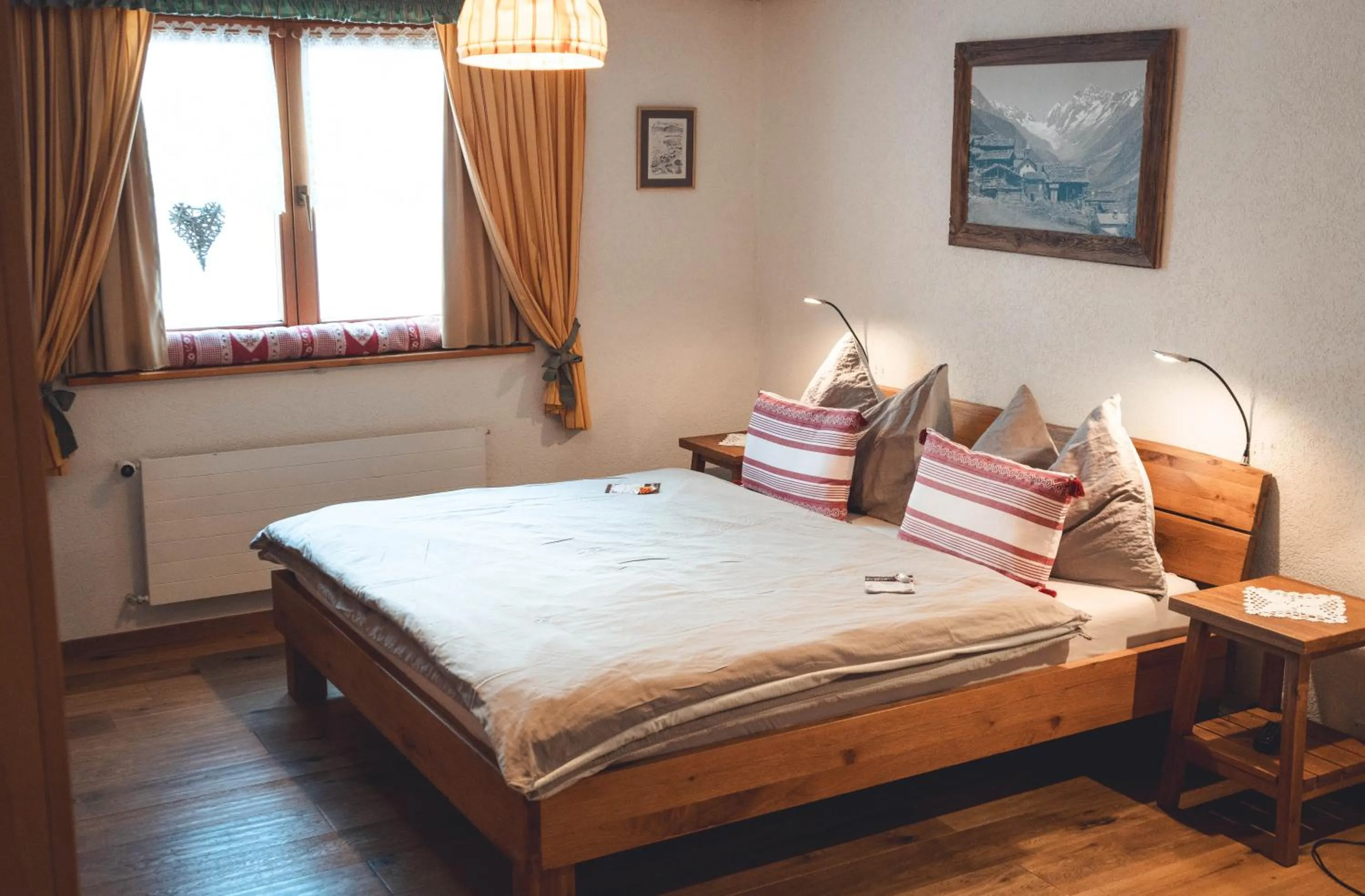 Photo of the whole room, Bed in Alpenhotel zur Wildi Lauchernalp