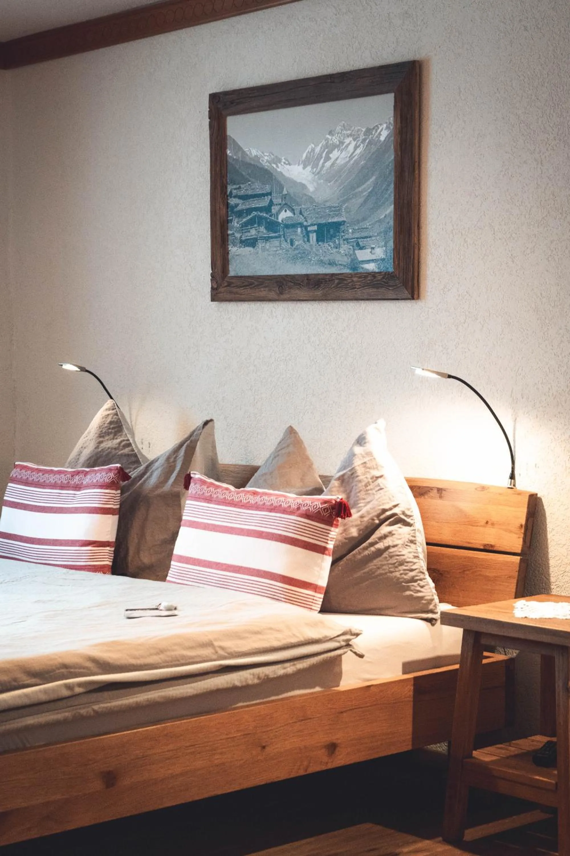 Photo of the whole room, Bed in Alpenhotel zur Wildi Lauchernalp