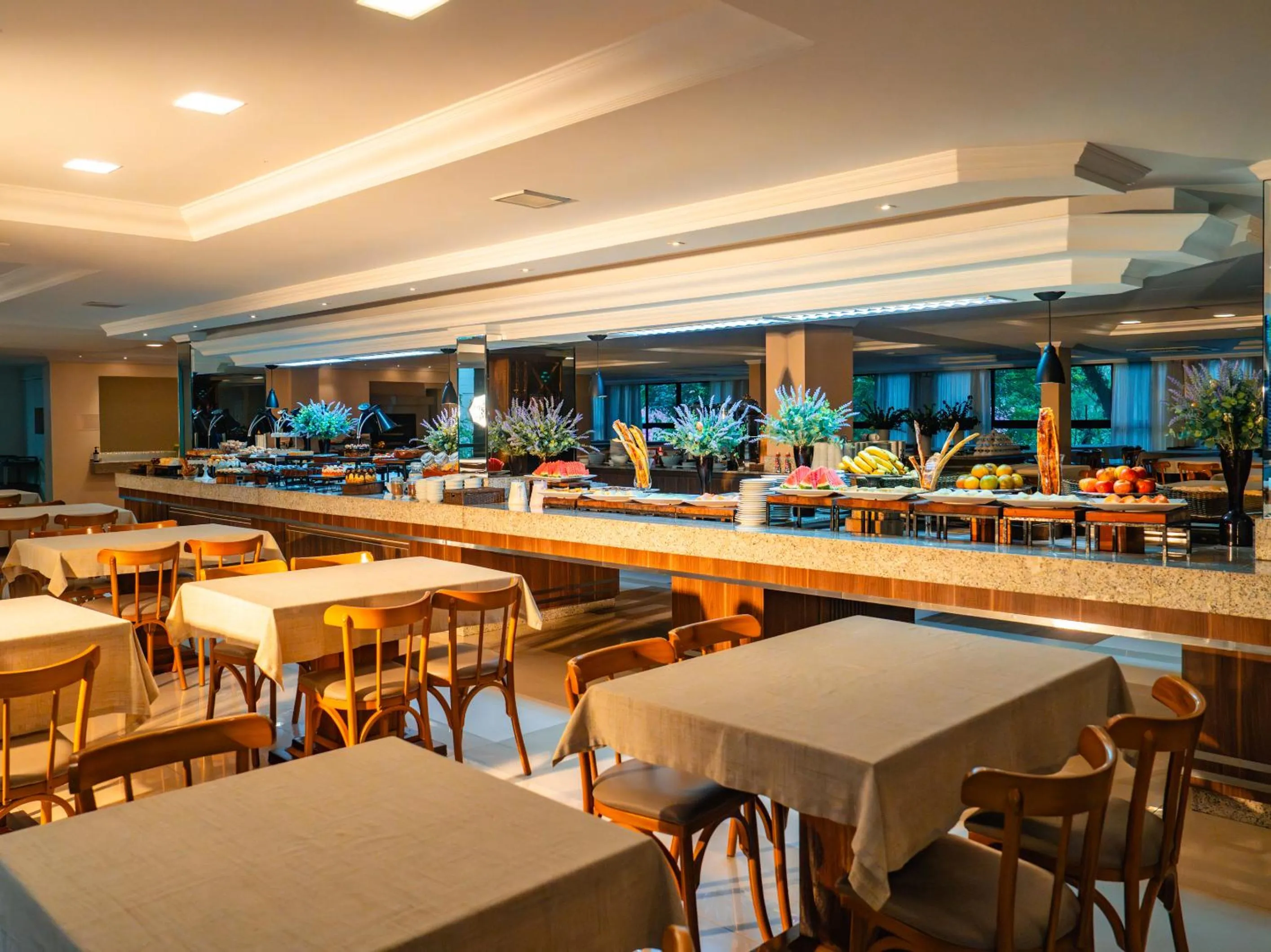 Restaurant/places to eat in Hotel Vila Germânica