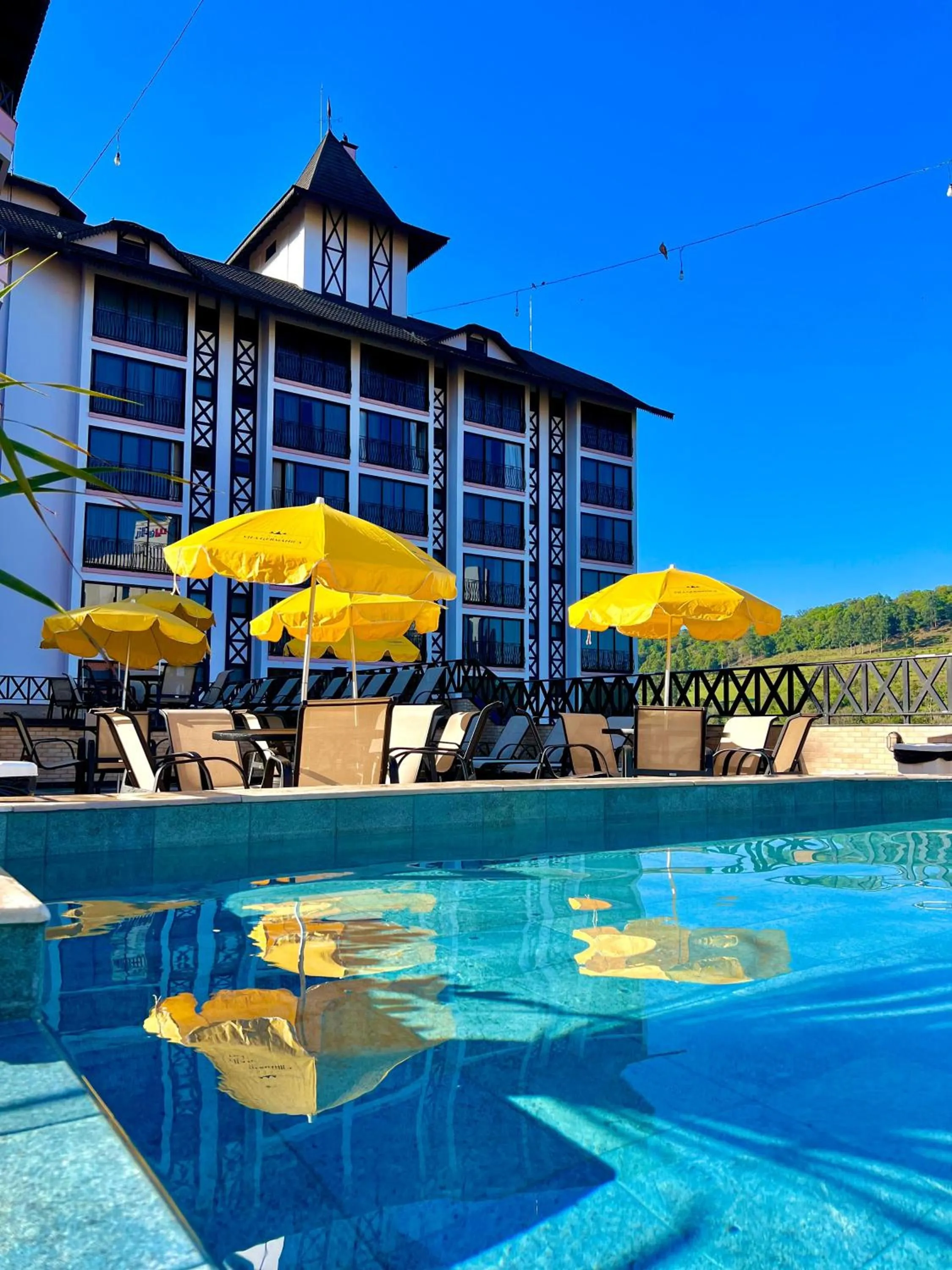 Swimming pool in Hotel Vila Germânica
