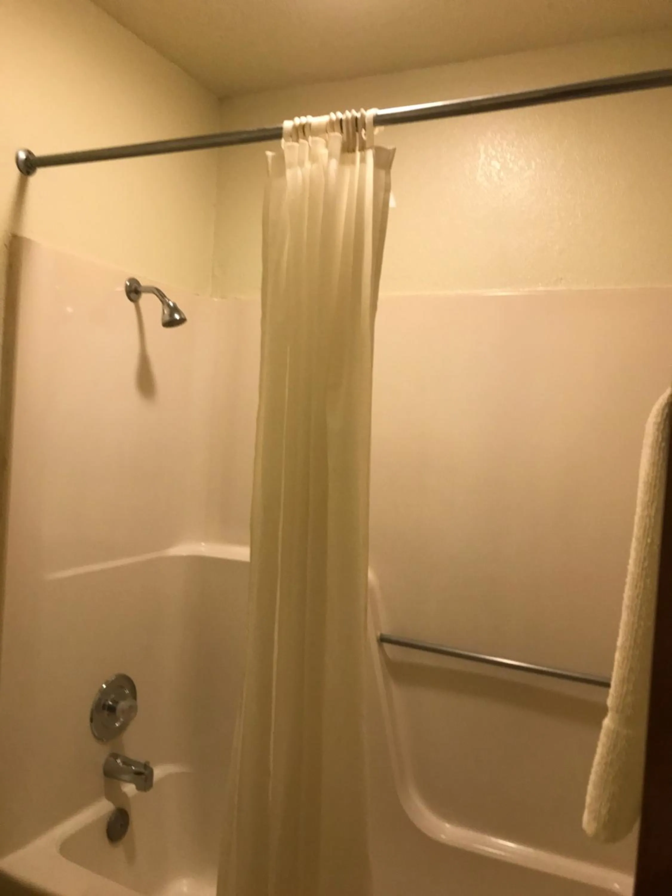 Bathroom in Luxury Inn