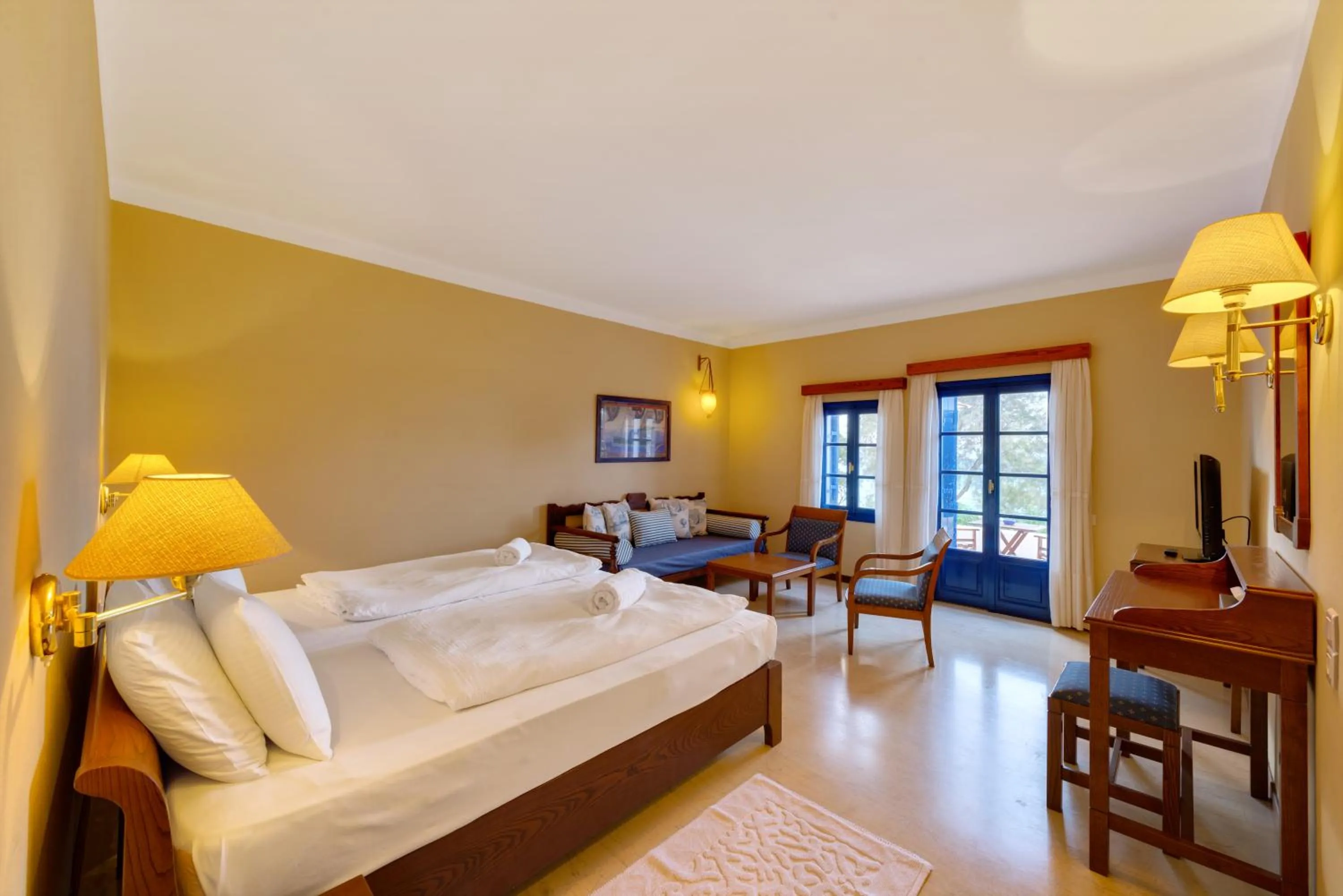 Bed in Kalimera Kriti Hotel & Village Resort