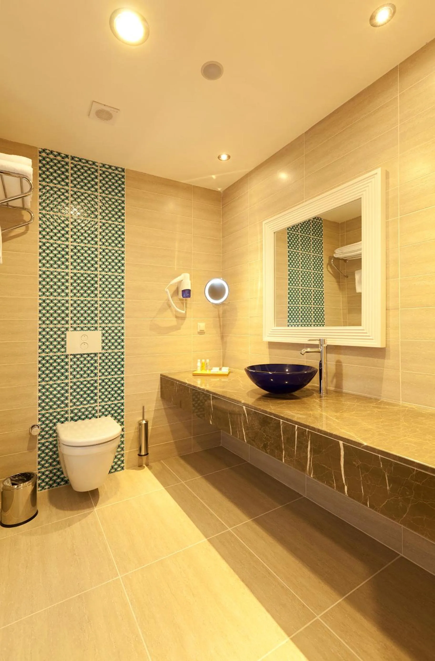 Toilet in Paloma Oceana