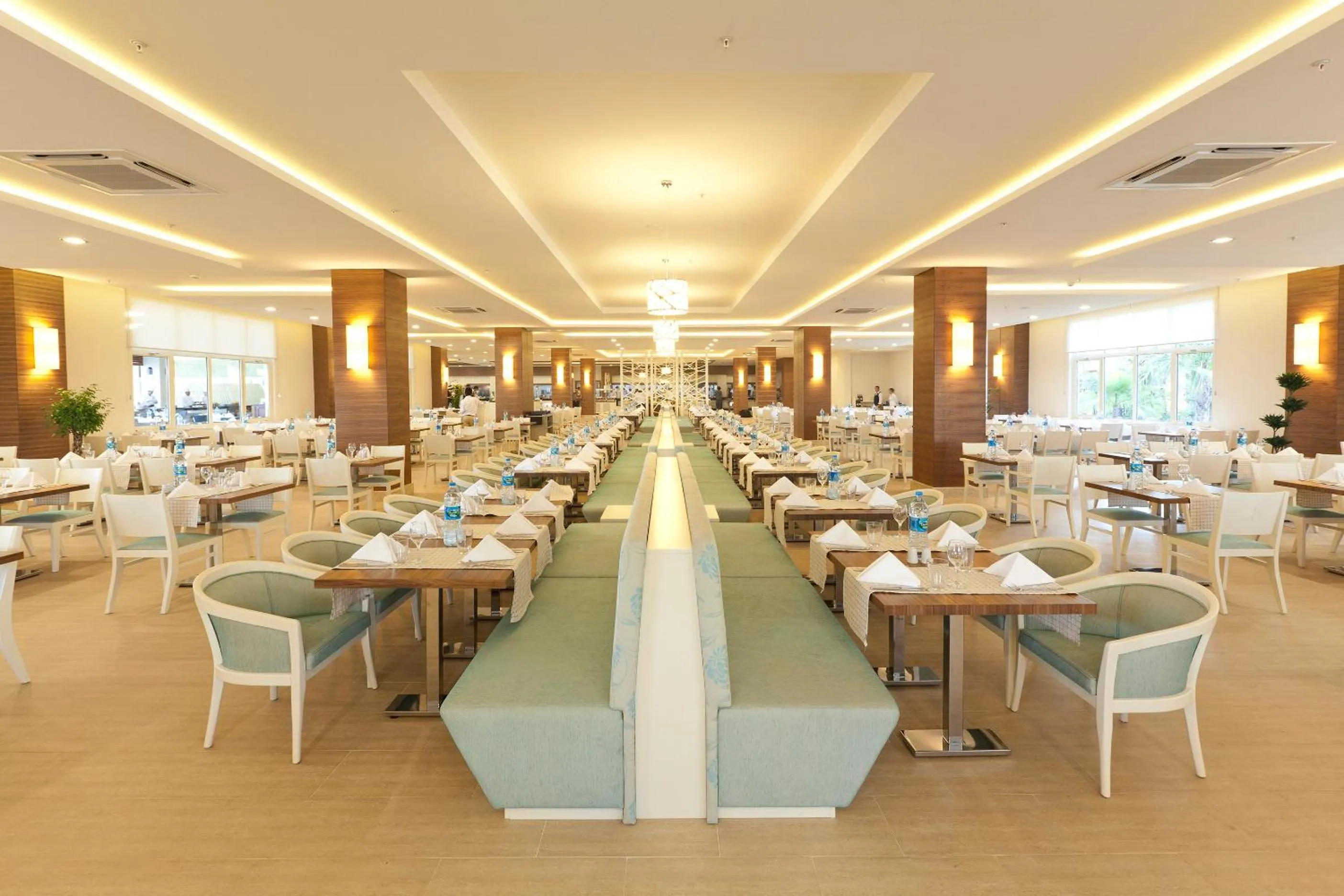 Restaurant/places to eat in Paloma Oceana