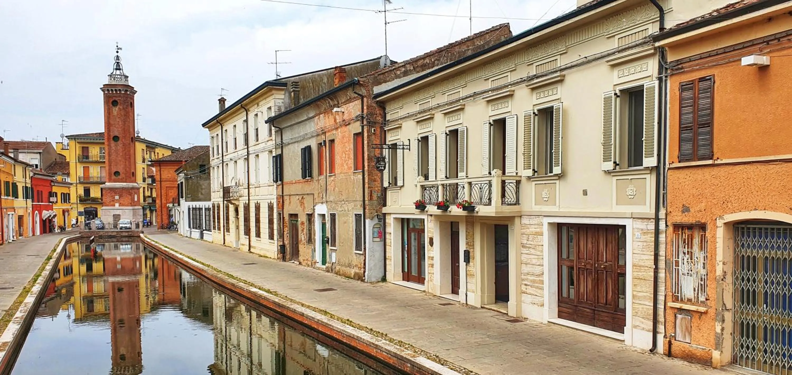 Property building in Villa Cavour