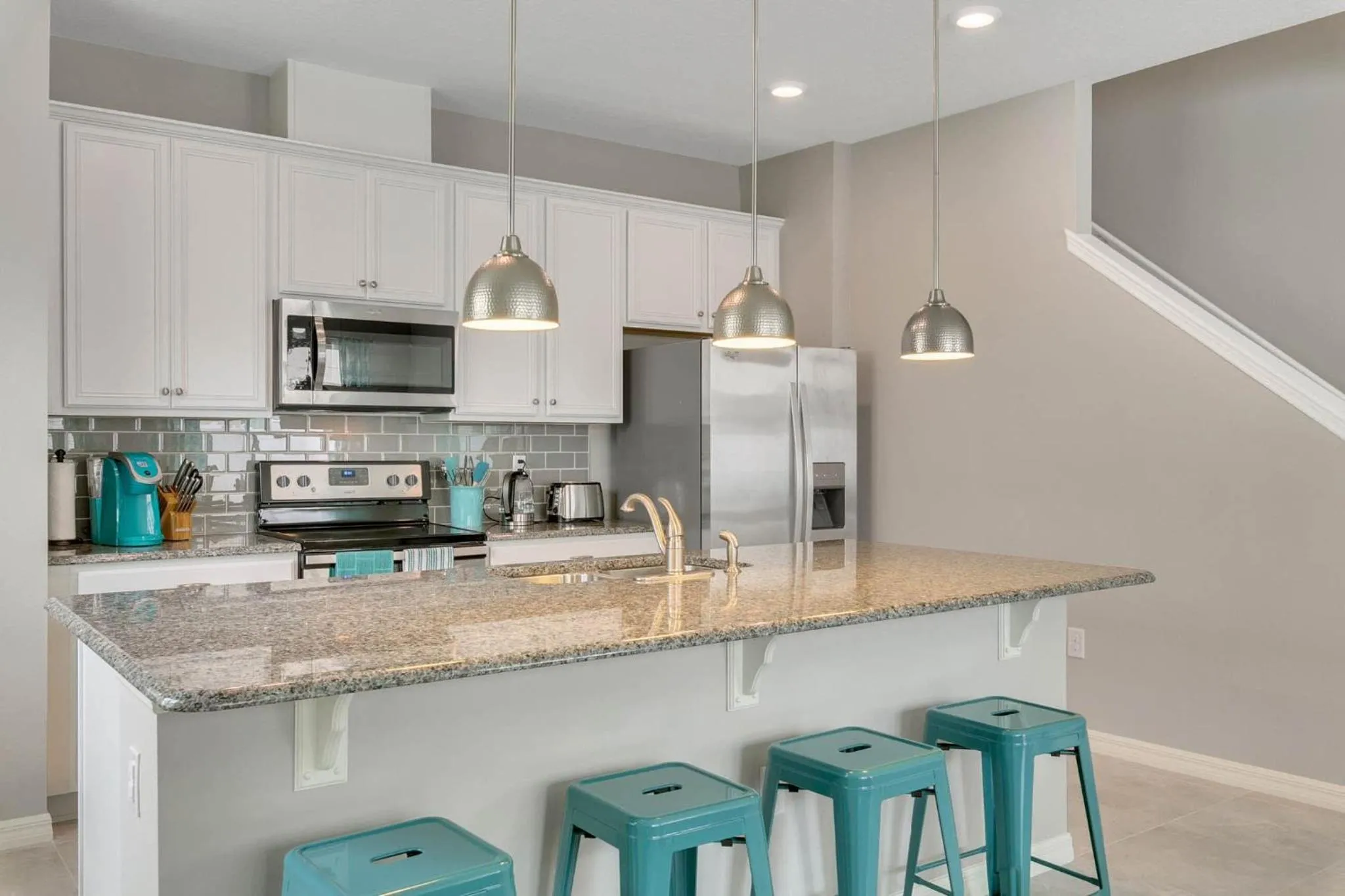 Four Bedrooms Townhome 5116