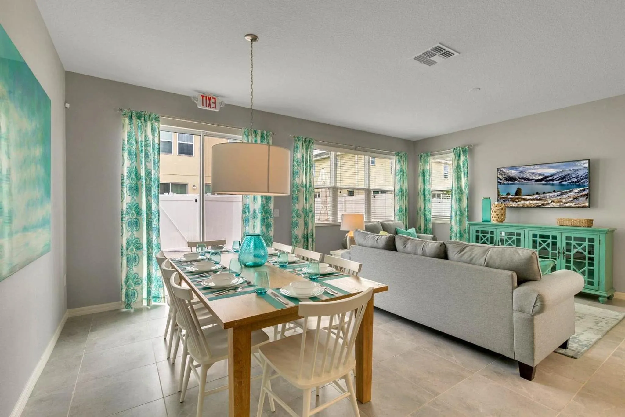 Four Bedrooms Townhome 5116