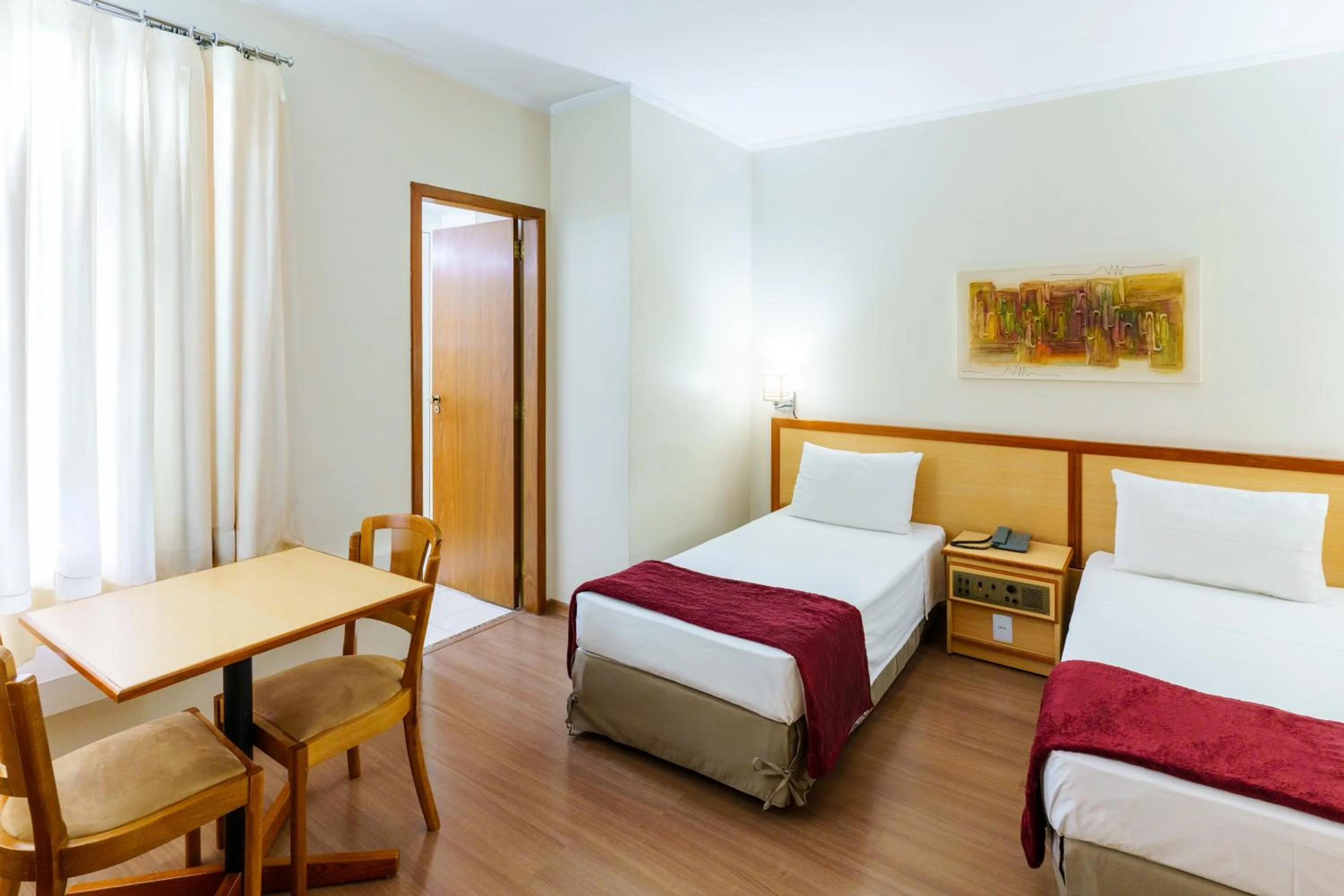 Bed in Hotel Augusta Boulevard