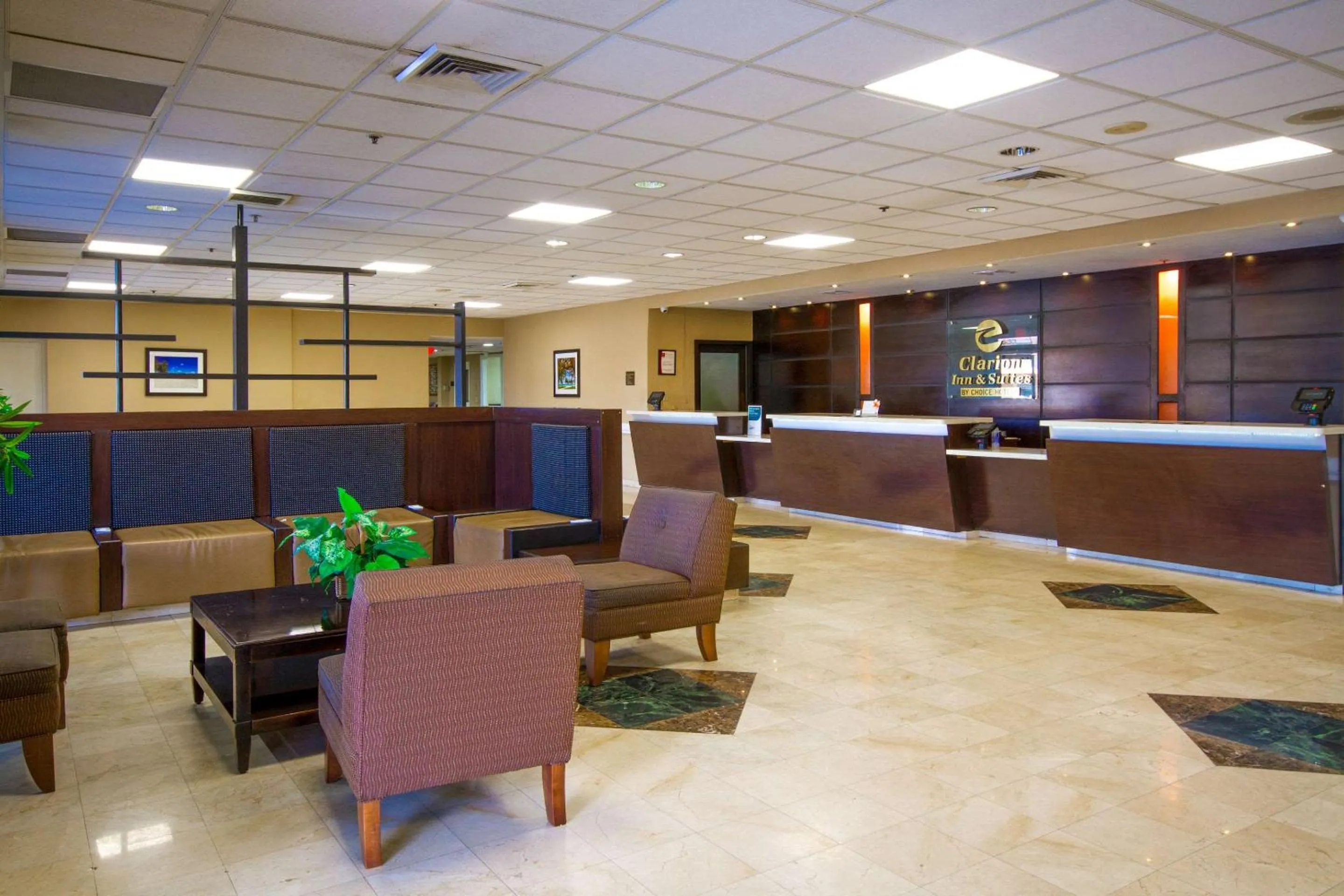 Lobby or reception in Clarion Inn & Suites Miami International Airport