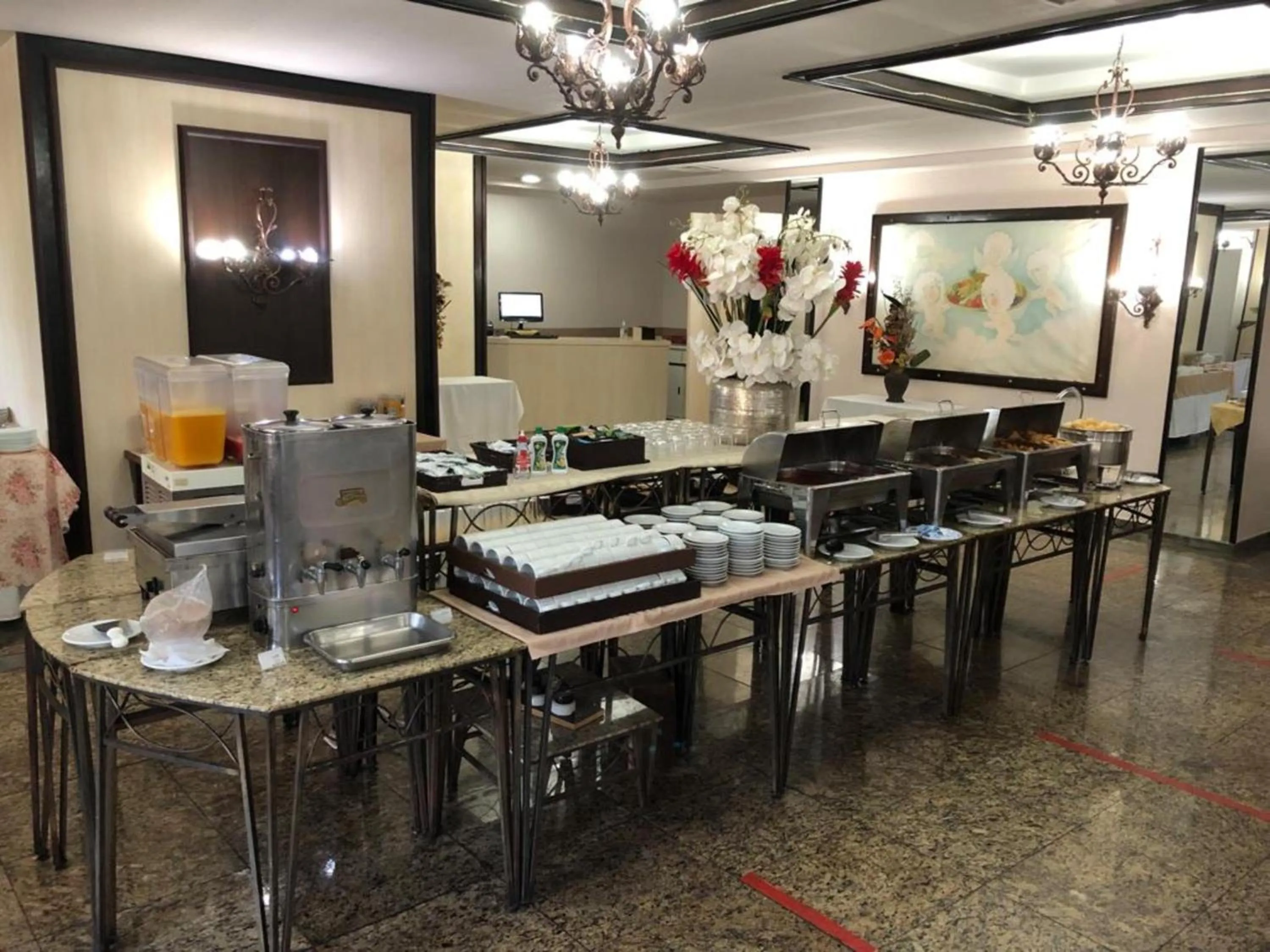 Breakfast in Dom Pedro I Palace Hotel