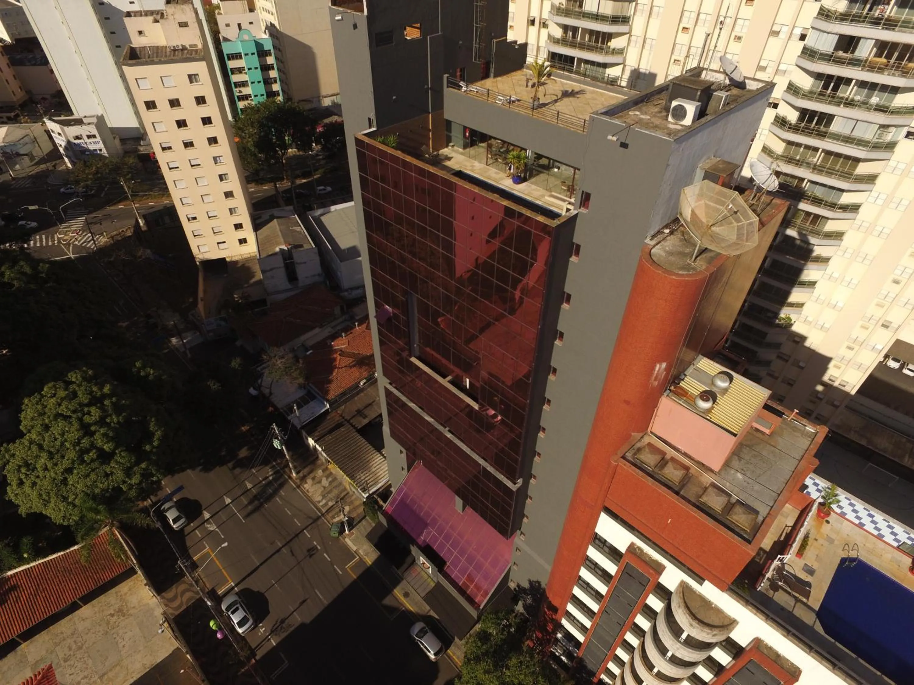 Property building in Hotel Golden Park Campinas Cambuí By Nacional Inn