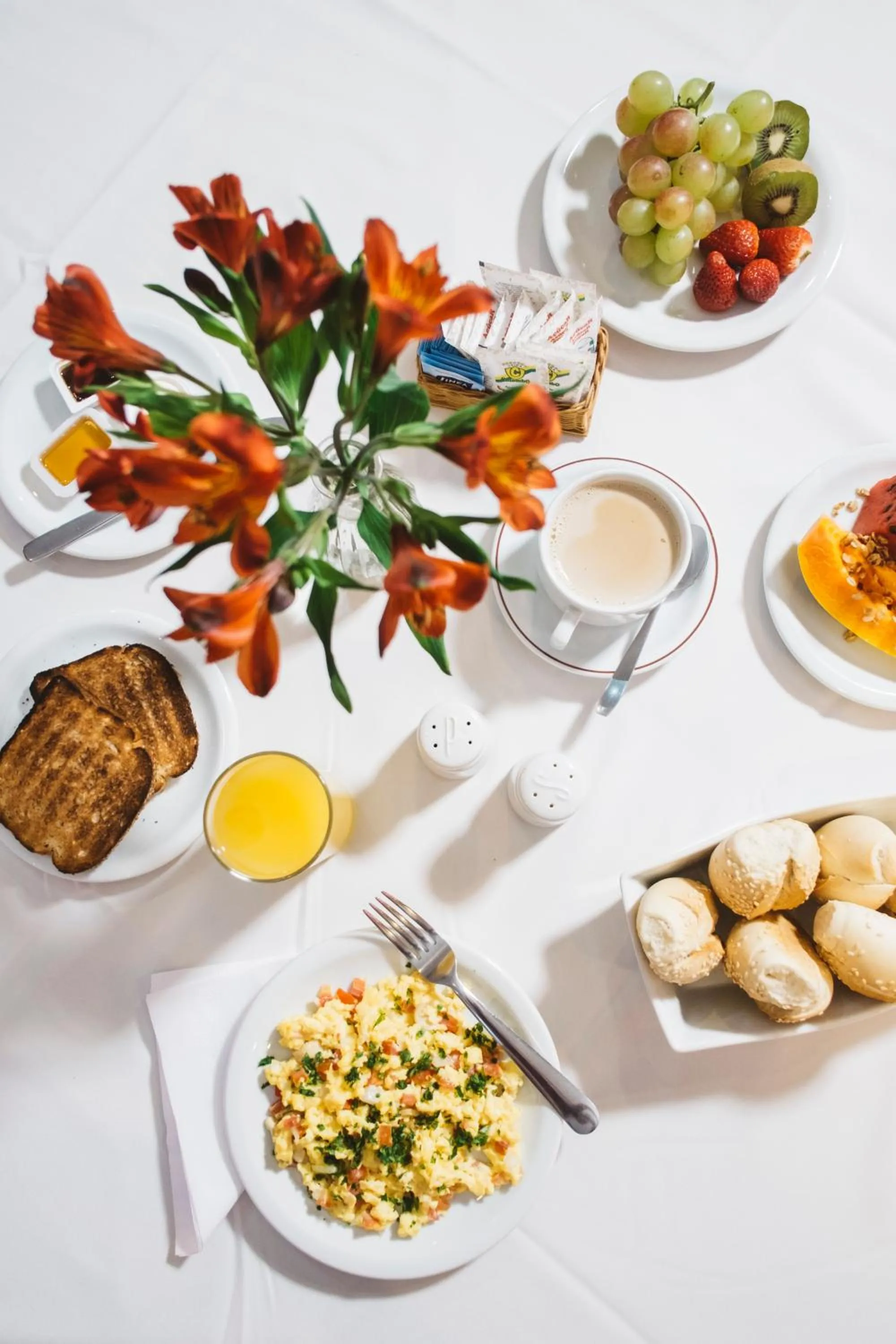 Food close-up in Hotel Golden Park Campinas Cambuí By Nacional Inn