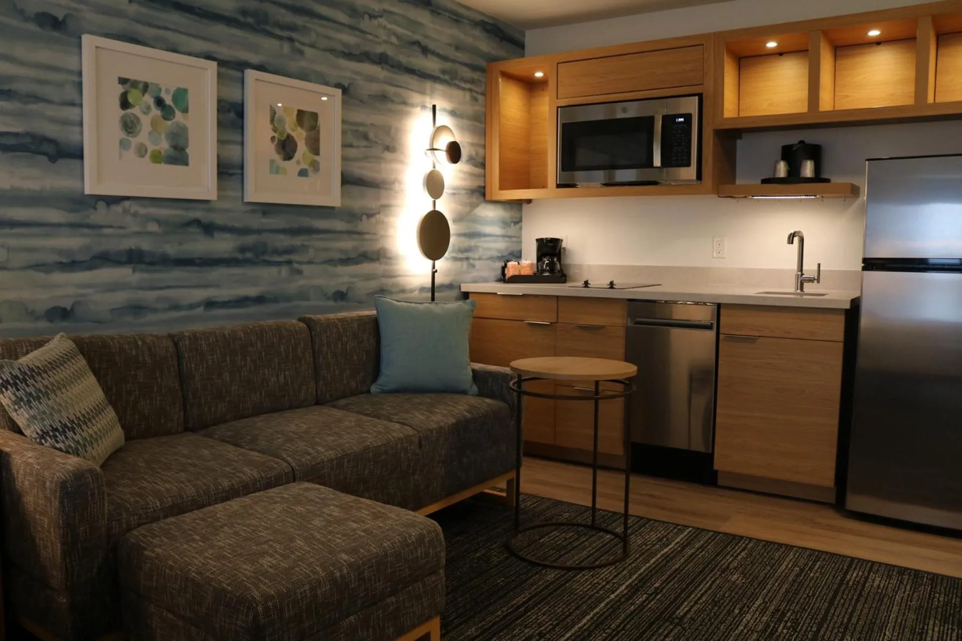 Clarion Hotel Portland International Airport