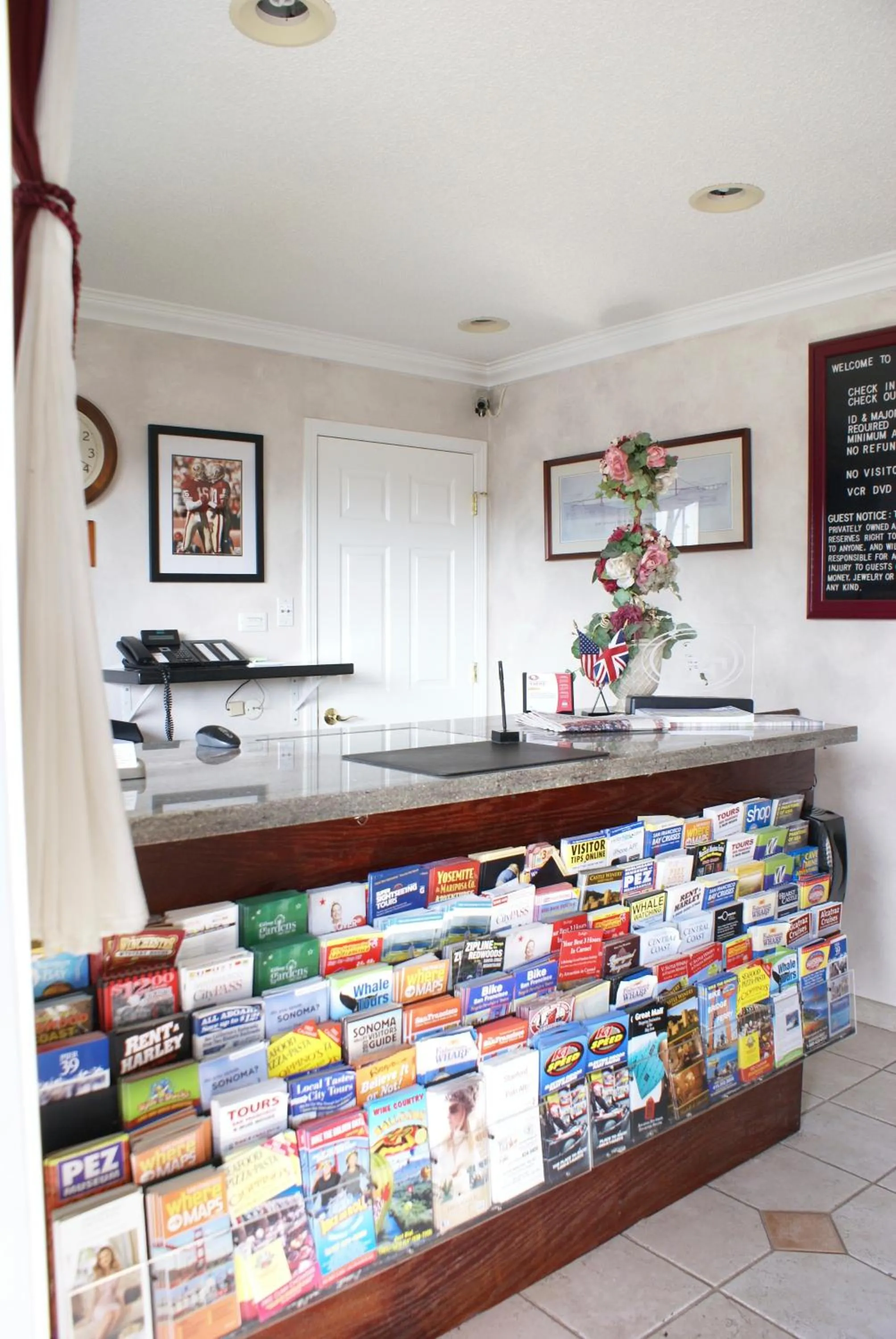 Lobby or reception in Travelers Inn