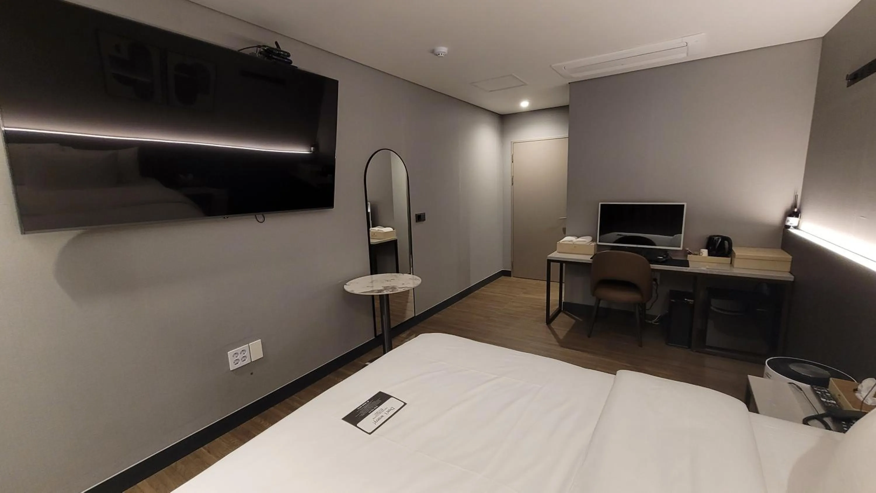 Bed in HOUND HOTEL Incheon Airport