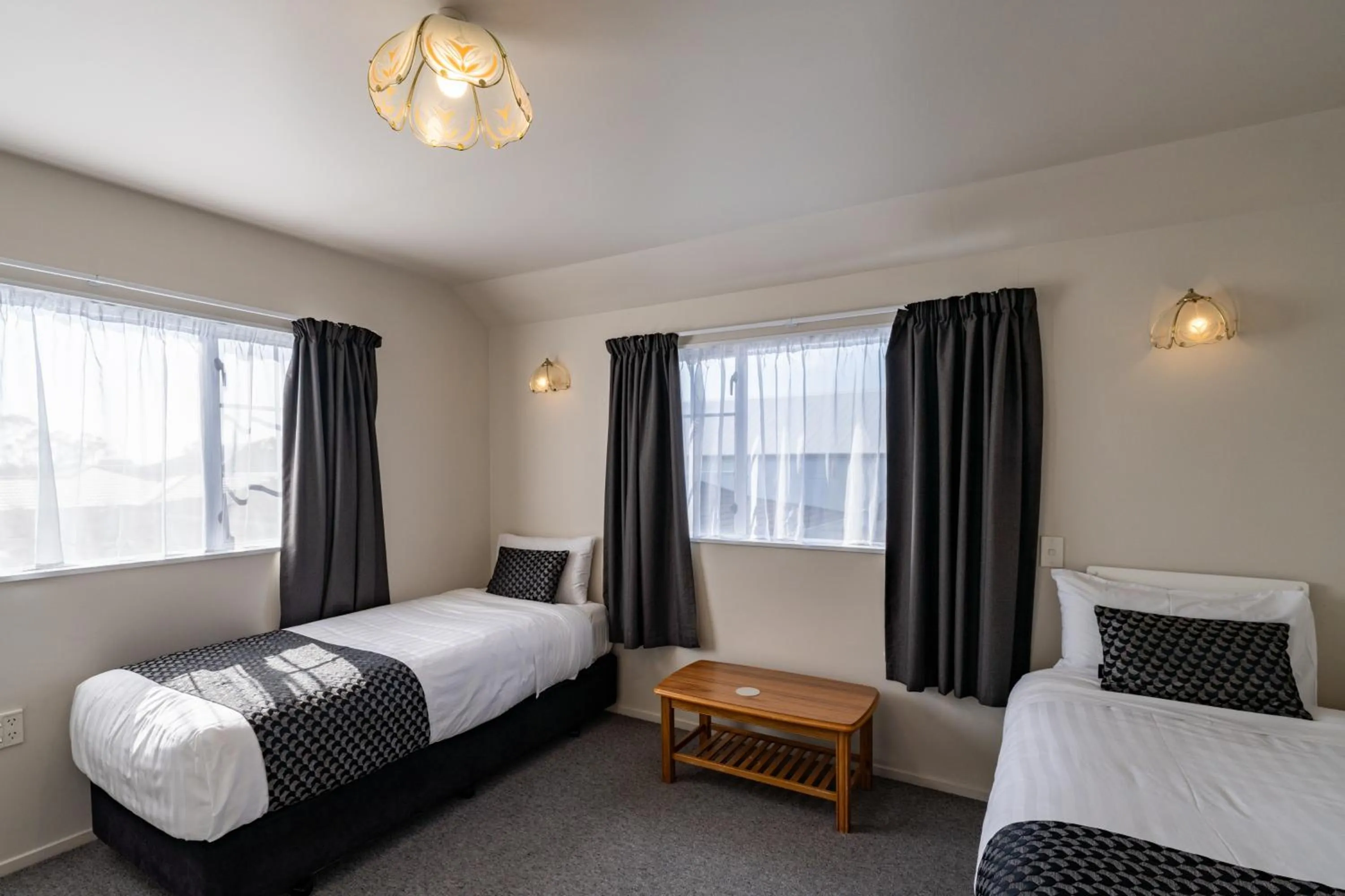 Bedroom, Bed in ASURE Gables Motor Lodge