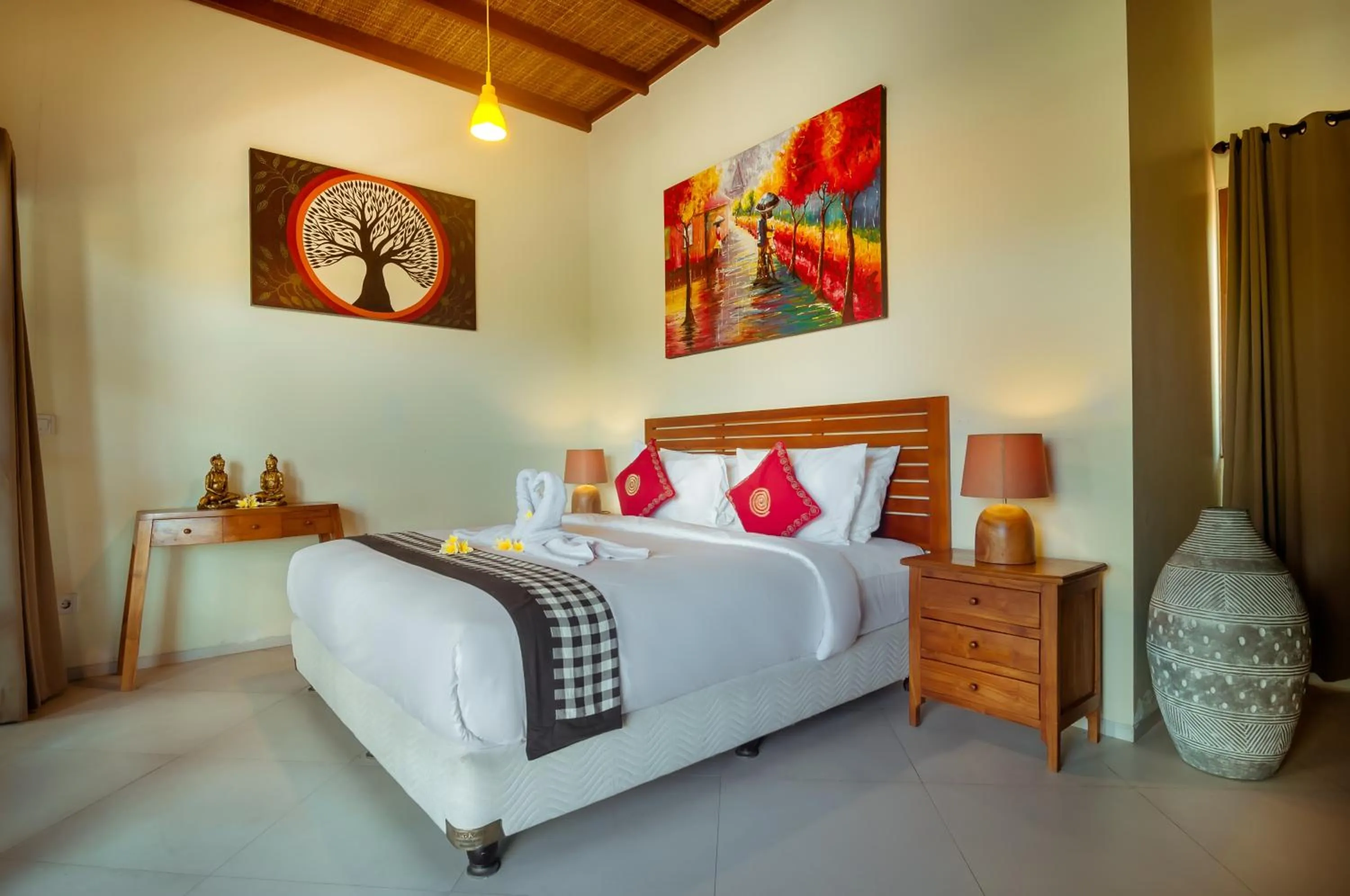Bedroom, Bed in Mawar Estate by Villas Direct Bali