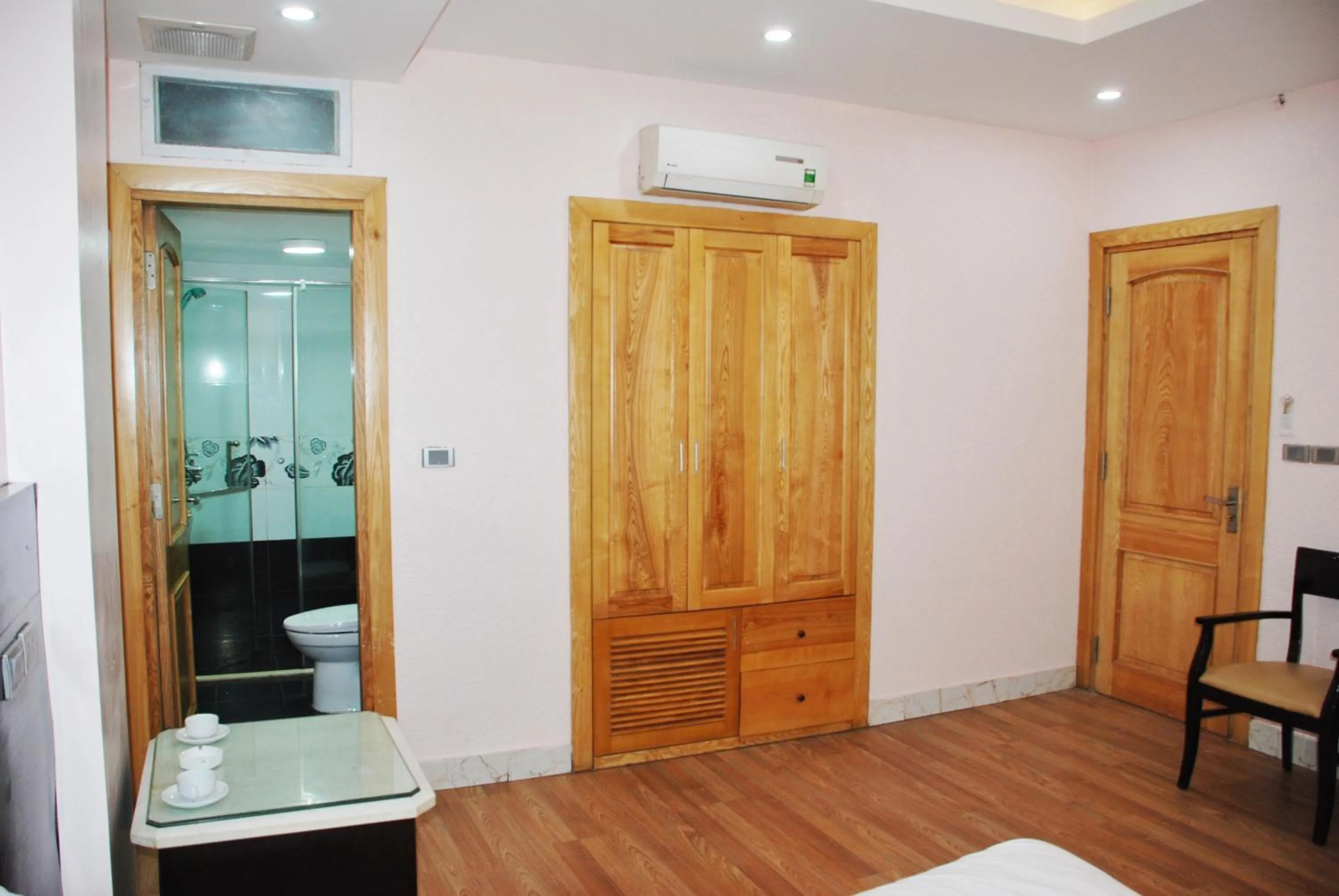 Shower in Nice Hotel