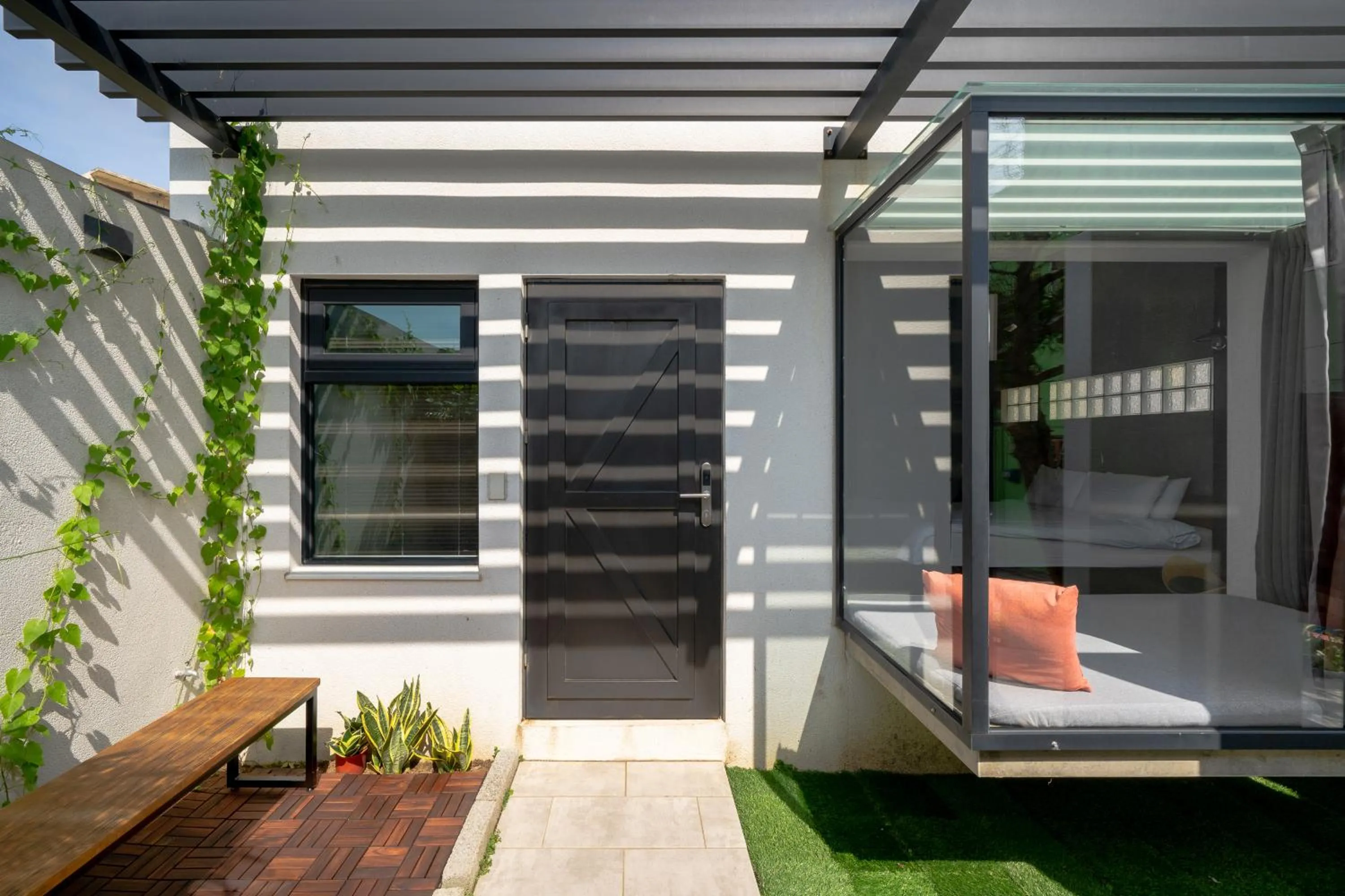 Facade/entrance in Color Coral Boutique Hotel