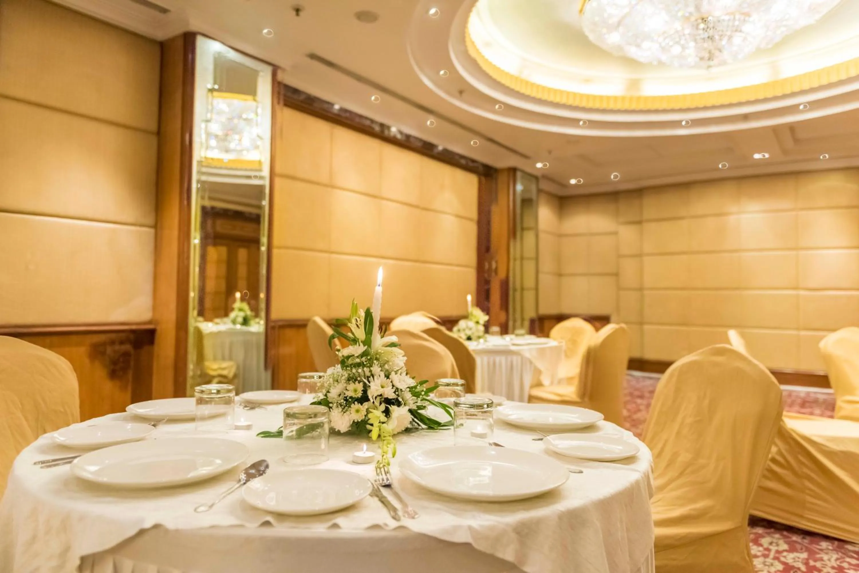 Banquet/Function facilities in Hotel Parle International