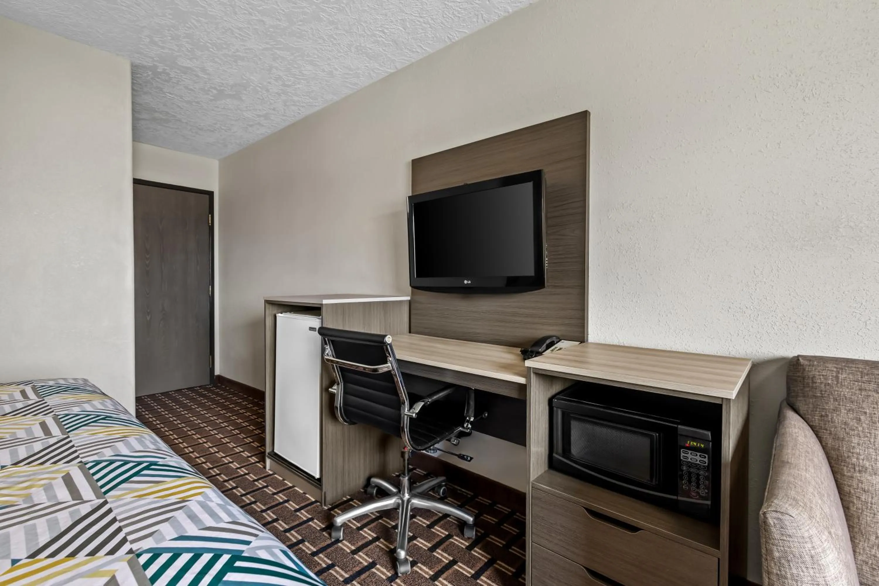 Bed in Motel 6 North Sioux City, SD I 29 North