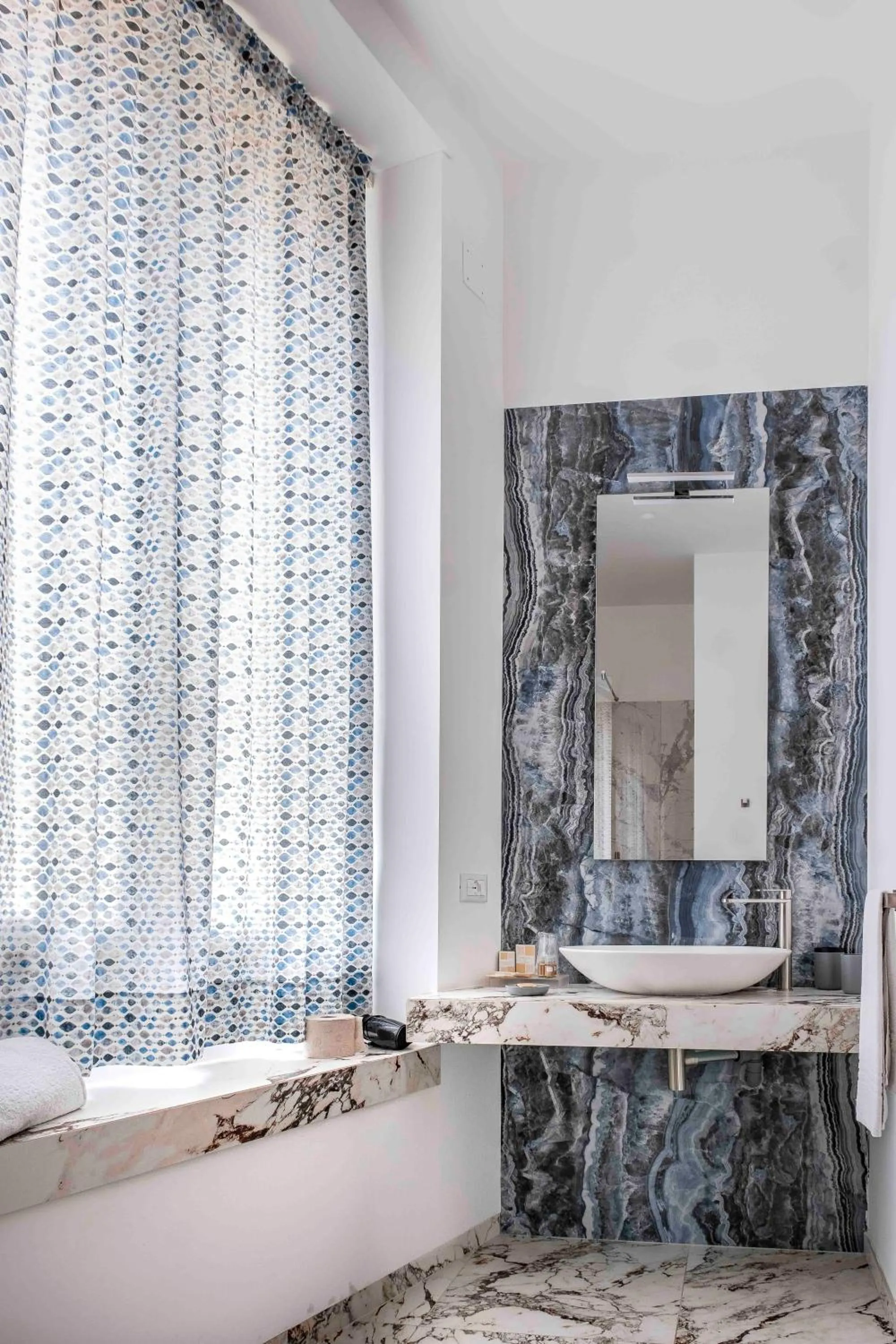 Bathroom in Hotel Exclusive