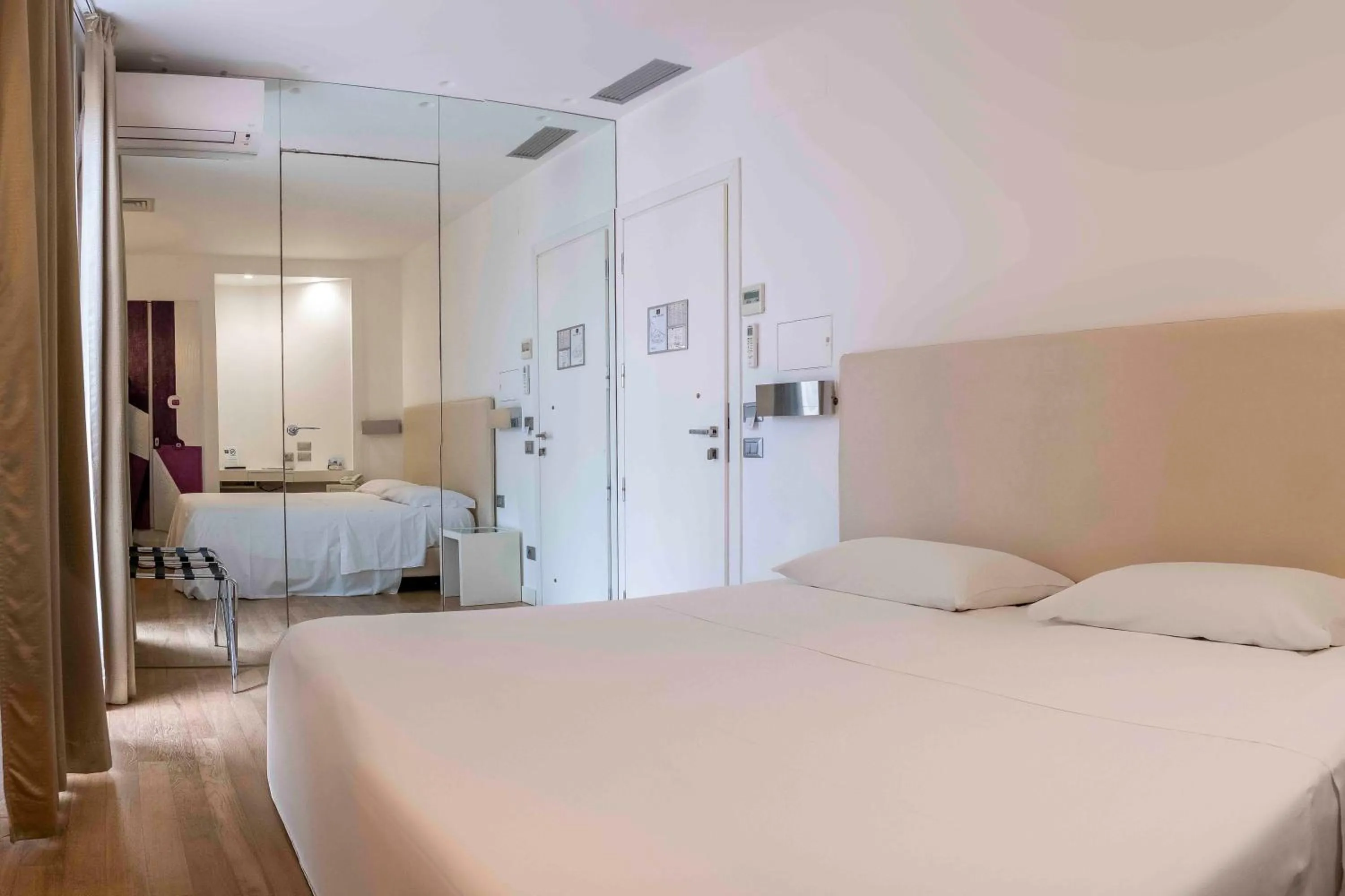 Bedroom, Bed in Hotel Exclusive