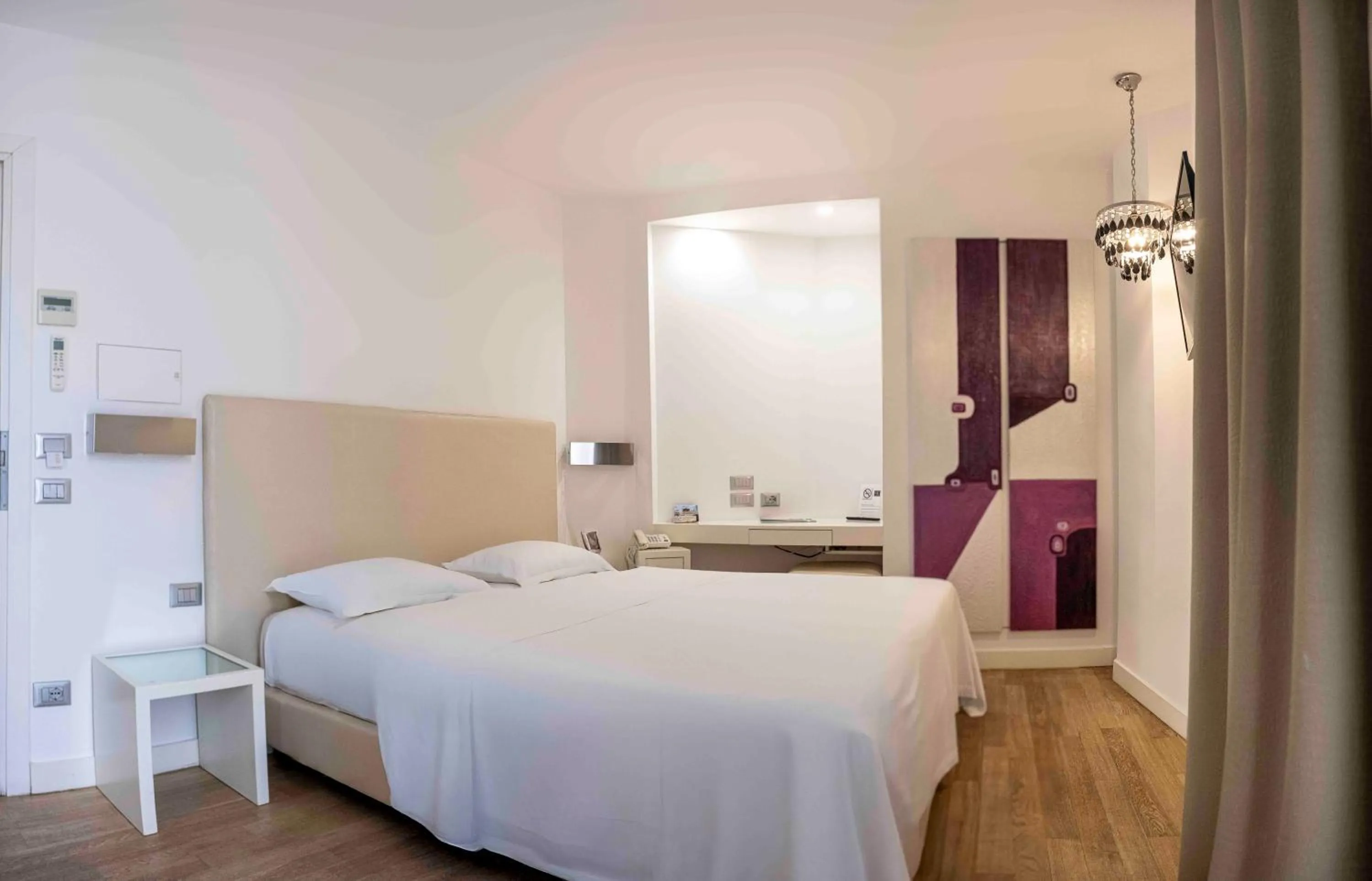 Bedroom, Bed in Hotel Exclusive