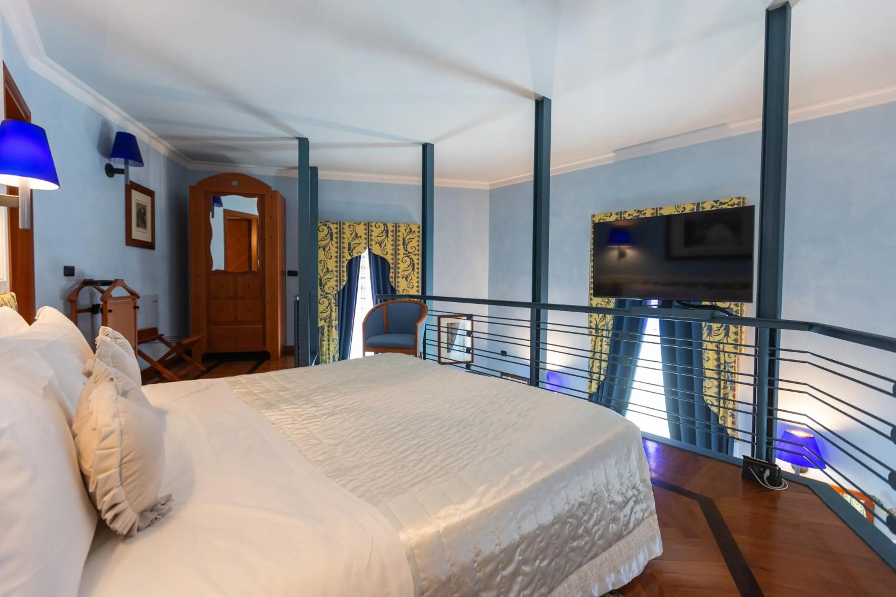 Bedroom, Bed in Grand Hotel Ortigia