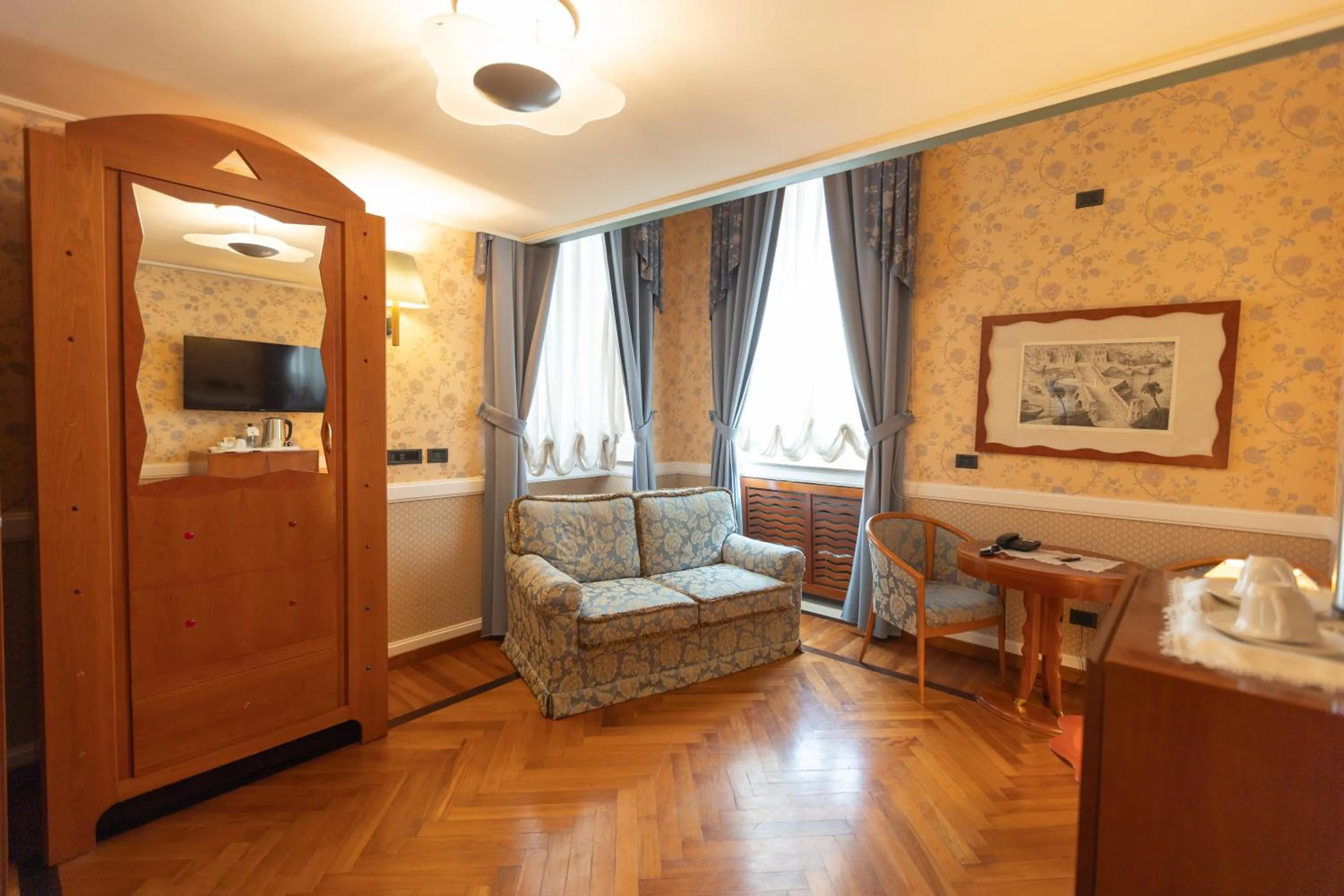 Living room in Grand Hotel Ortigia