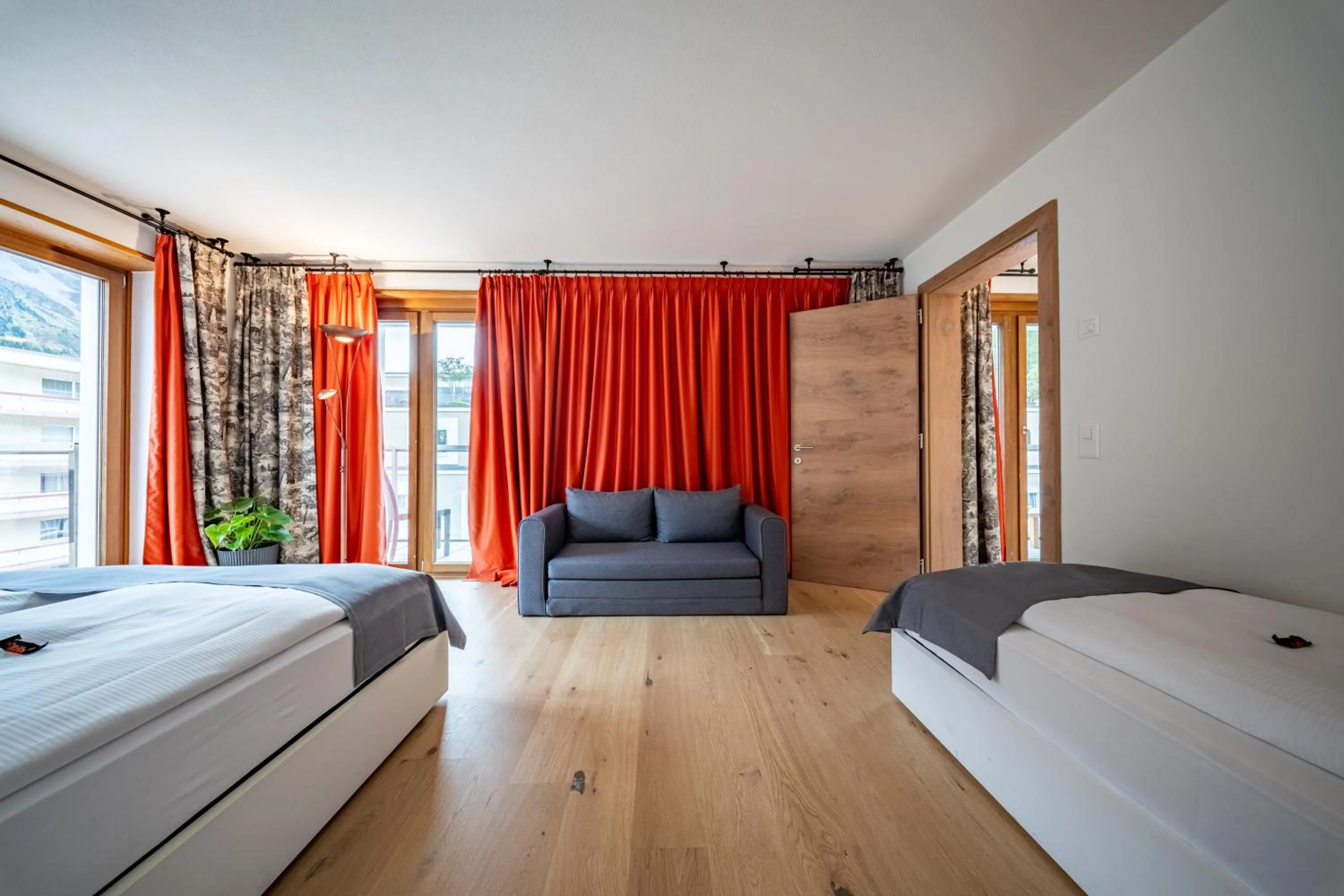 Restaurant/places to eat, Bed in Hotel Piz St. Moritz