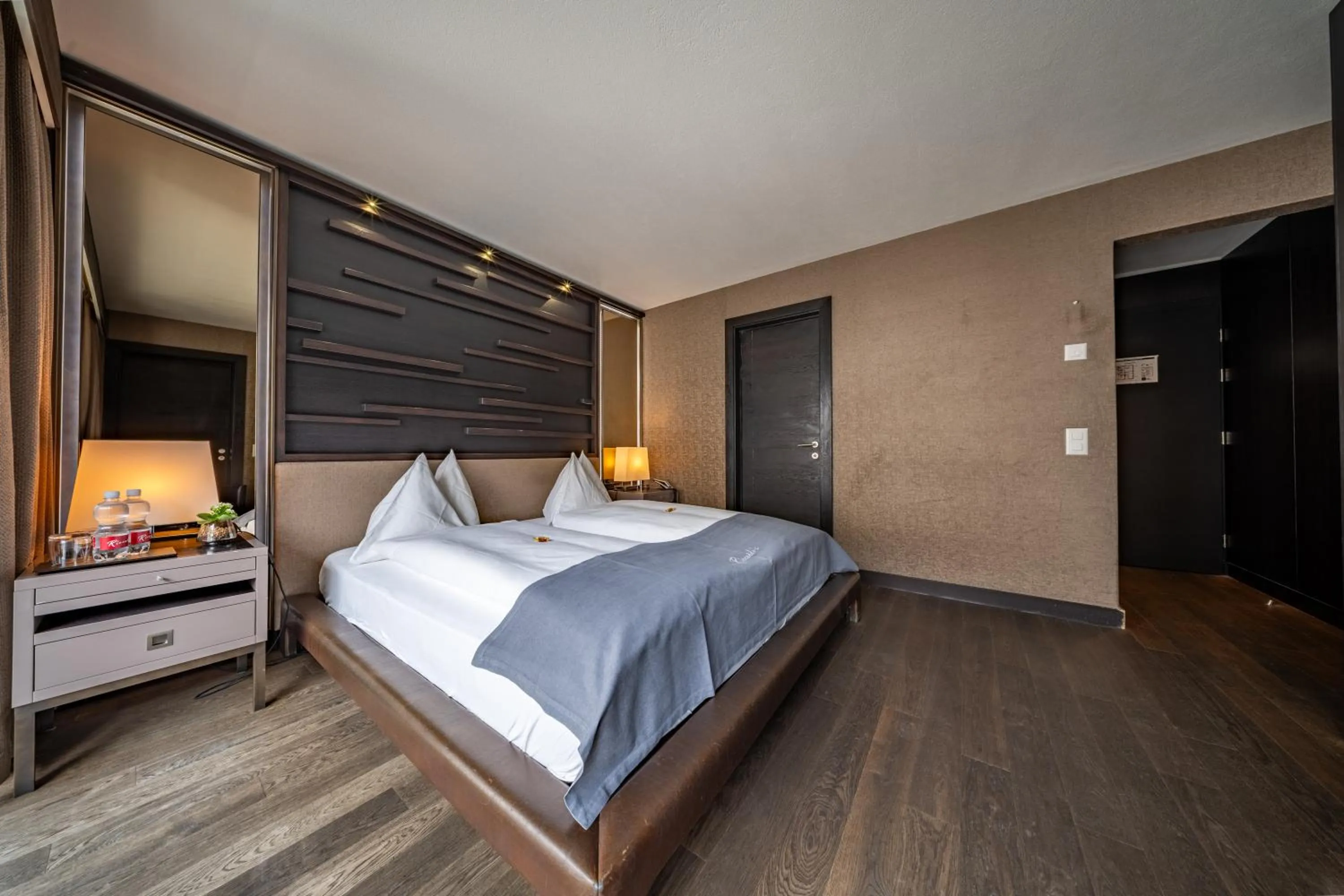 Bedroom, Bed in Hotel Piz St. Moritz