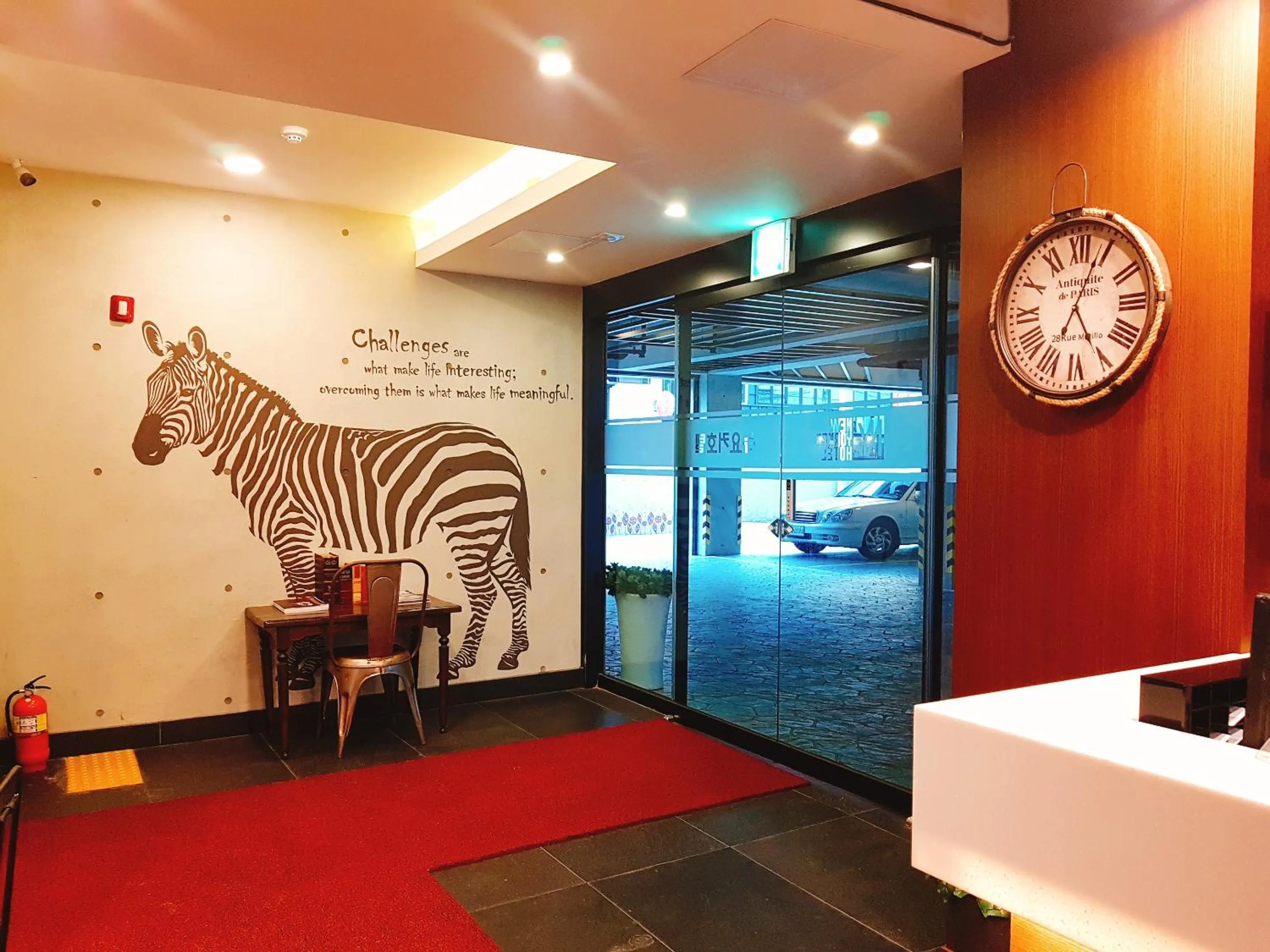 No.1 New Yorker Hotel