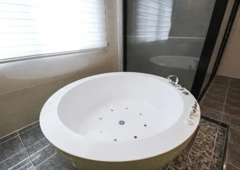 No.1 New Yorker Hotel