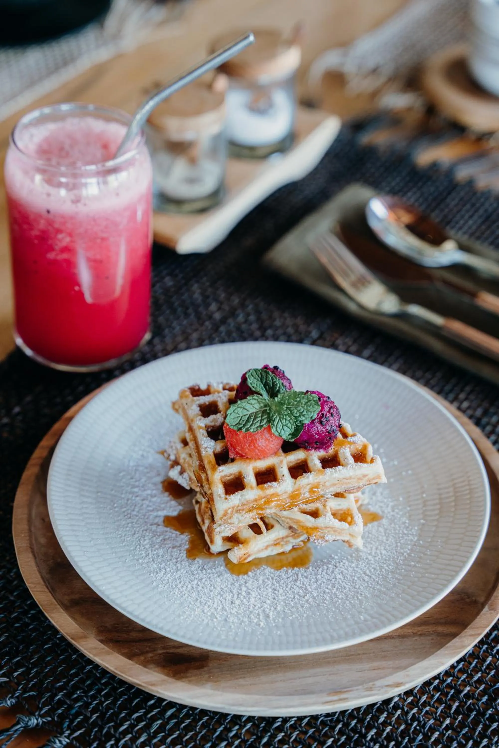 Restaurant/places to eat in Dragon Dive Komodo Dive Resort