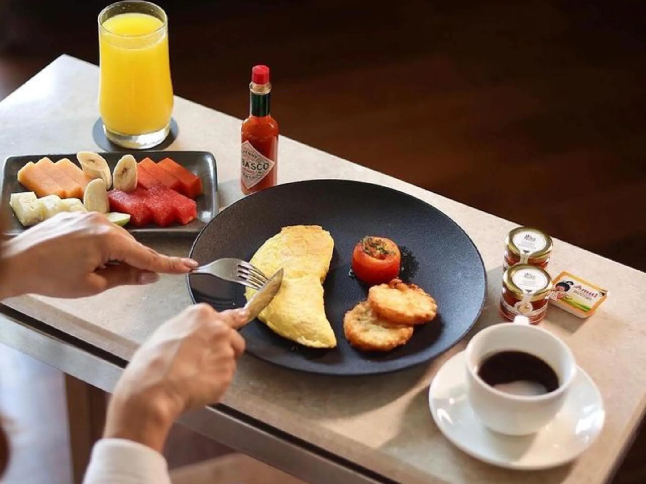 Breakfast in Courtyard by Marriott Mumbai International Airport