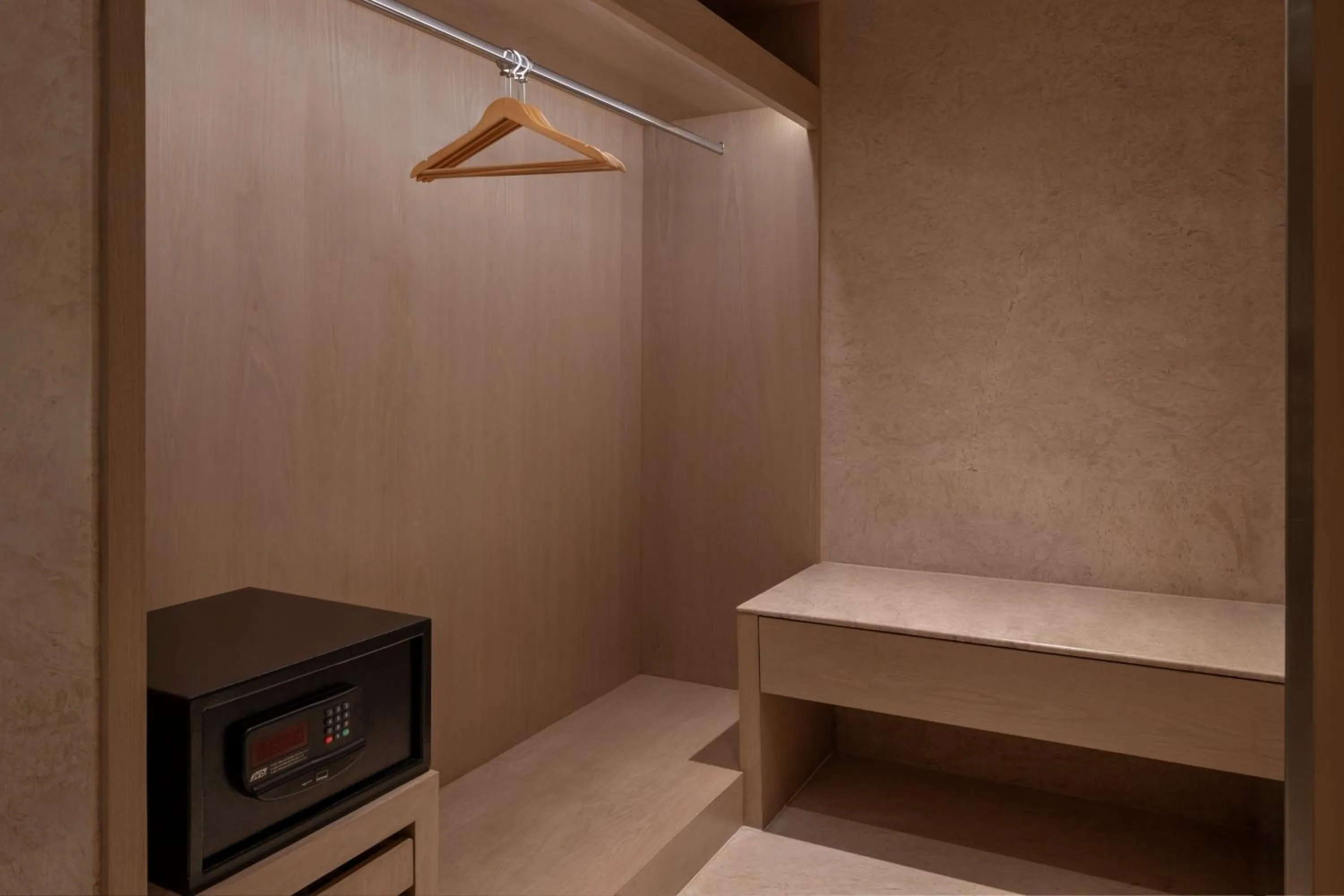 Courtyard by Marriott Mumbai International Airport