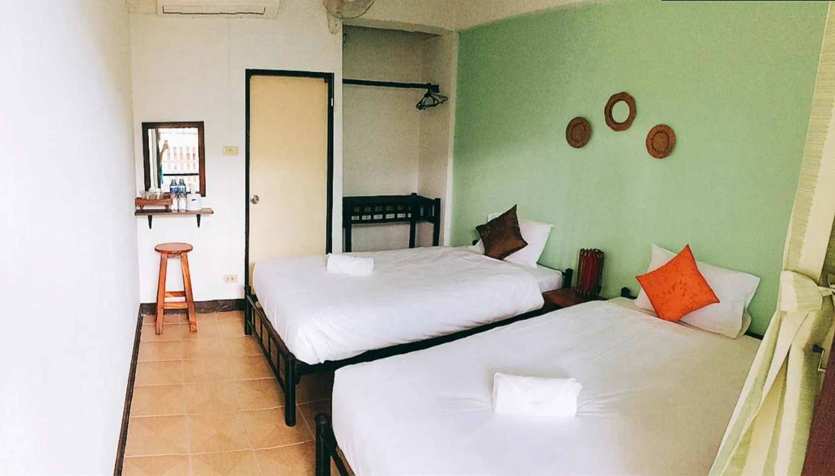 Bed in Yen Aura Boutique Hotel