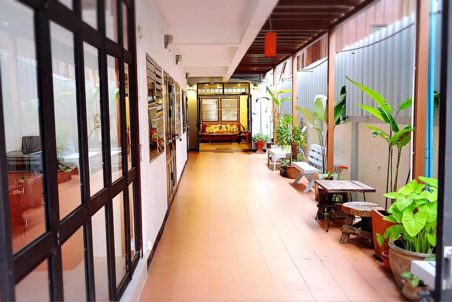 Yen Aura Boutique Hotel