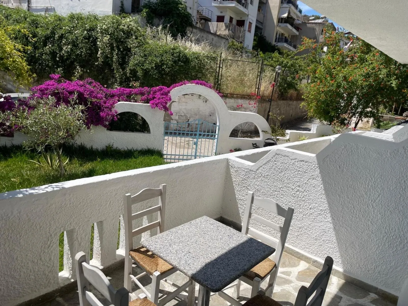 Astri Hotel