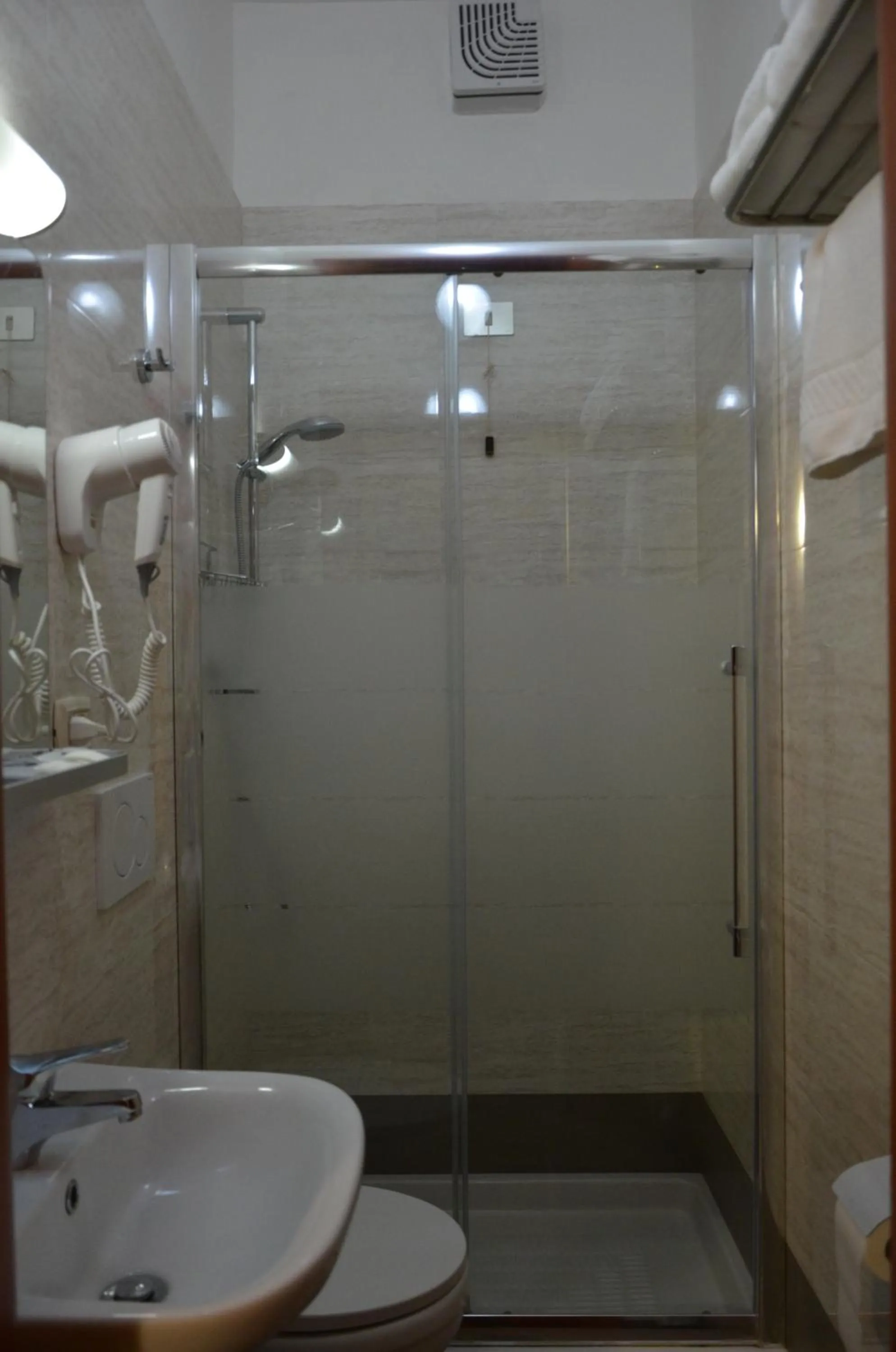 Bathroom in Hotel Nizza